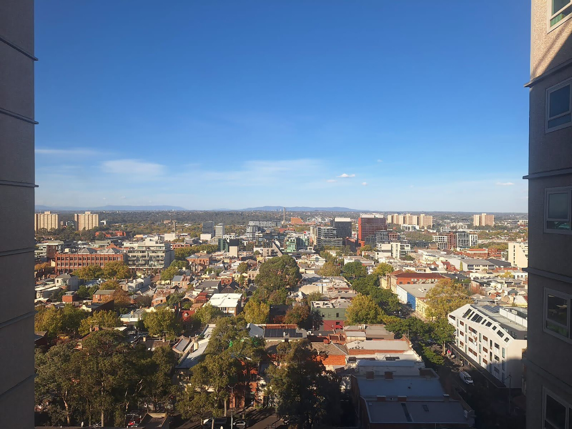 <p>A view from a <em>street in the sky</em> in one of Melbourne’s S-type towers. Photograph by the author.</p>