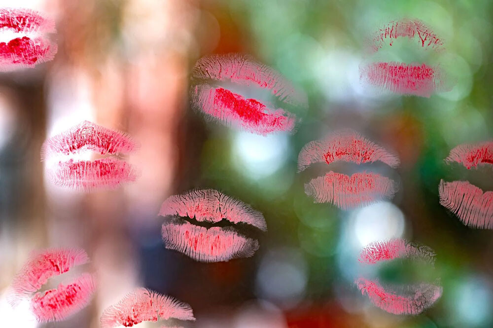 <p>Maria Madeira, <em>Kiss and Don’t Tell</em> (2024) (detail). Exhibition view: Timor-Leste Pavilion at the 60th Venice Biennale, <em>Foreigners Everywhere</em> (20 April–24 November 2024). © Maria Madeira. Courtesy of the artist and Anna Schwartz Gallery, Melbourne. Photo: Cristiano Corte</p>