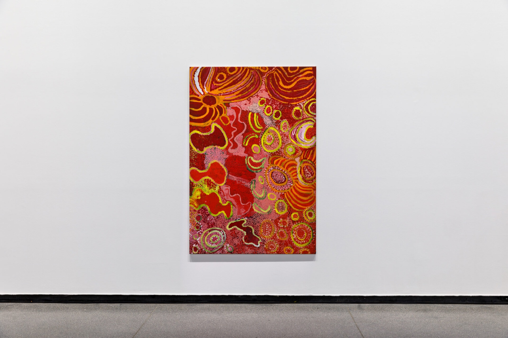 Wingu Tingima (Pitjantjatjara), Kawun, 2005. Synthetic polymer paint on canvas, 201.0 x 136.0 cm. Collection of Arthur Roe, Melbourne. Photograph: Andrew Curtis.