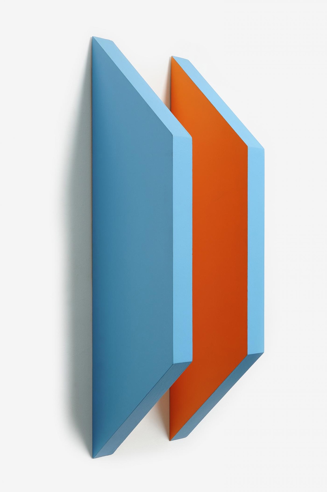 Margaret Worth, <em>Untitled</em>, 1968, SPE on two shaped marine plywood panels, 122.00 x 30.00 x 30.00