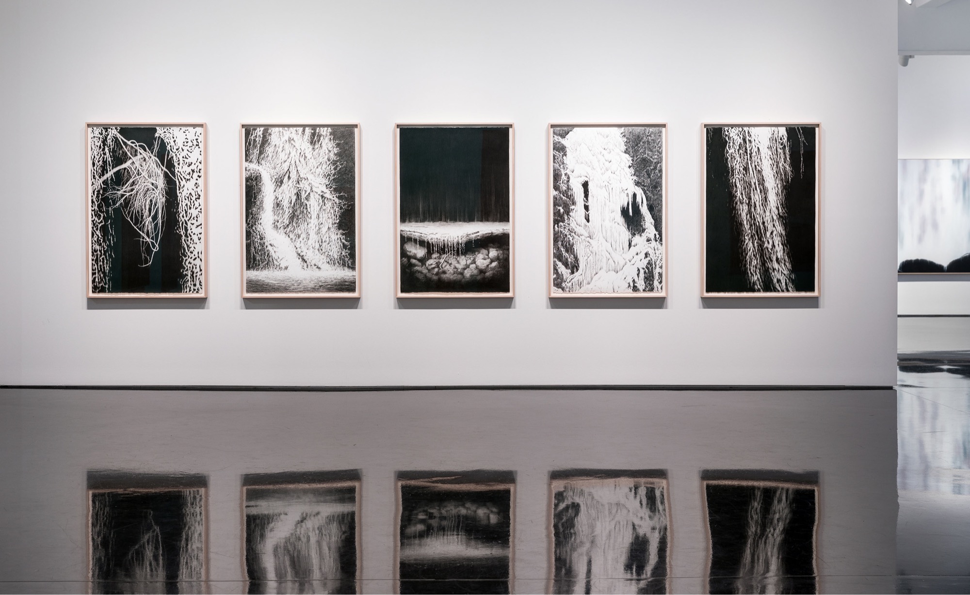 Andrew Browne, ‘Spill’, installation shot 2018, courtesy the artist and Tolarno Galleries.