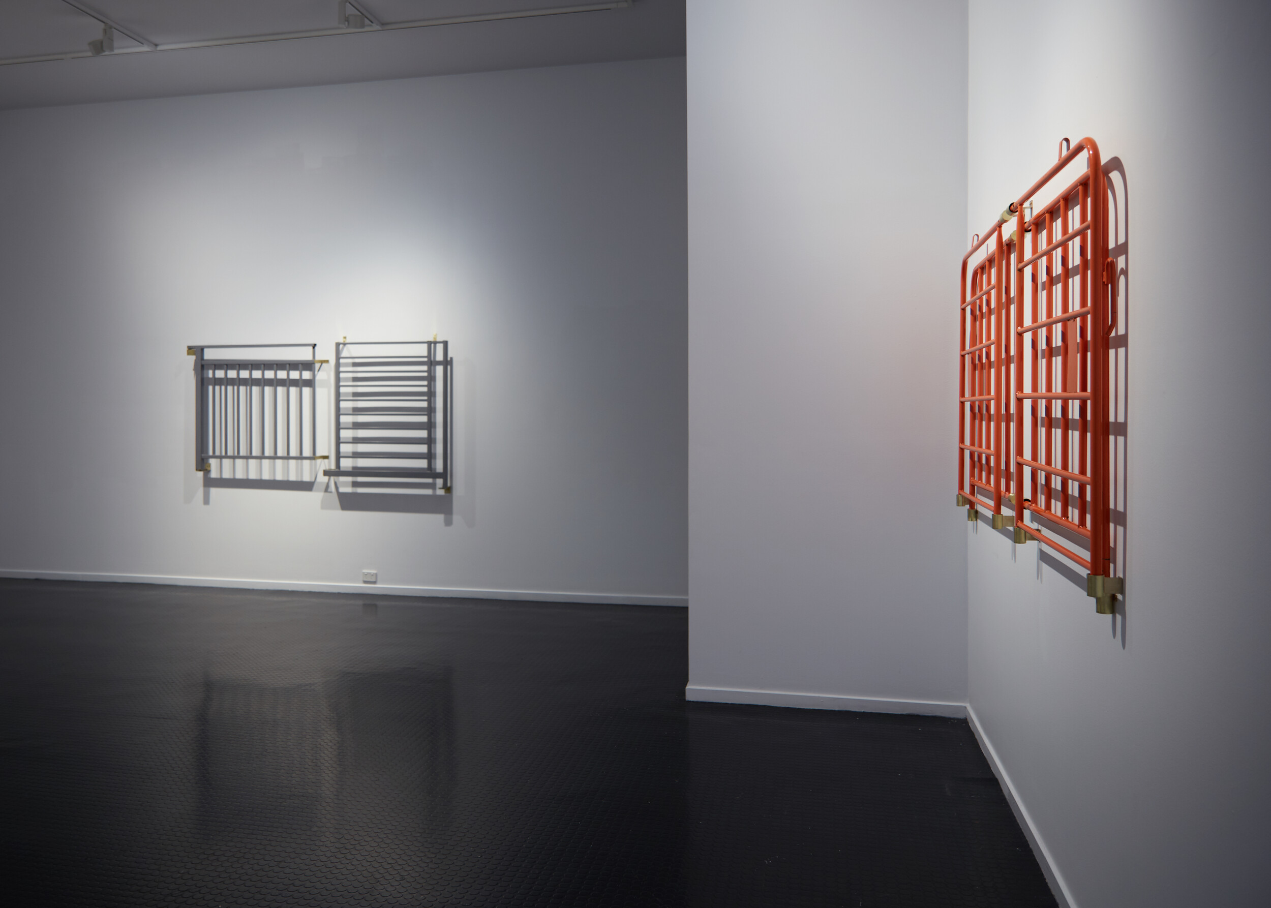 <p>Installation view, Anna Varendorff <em>kiki, </em>2025, The Warrnambool Art Gallery</p>