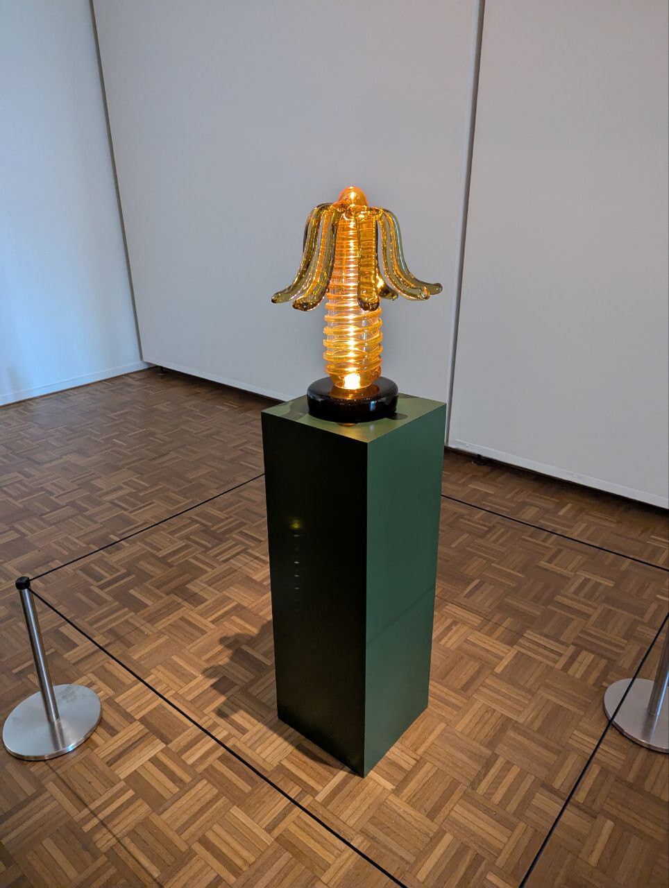 <p>Tamara Henderson, <em>Floral Lamps</em>, 2025. Blown glass, electrical cabling. 50 x 33 x 22 cm</p>