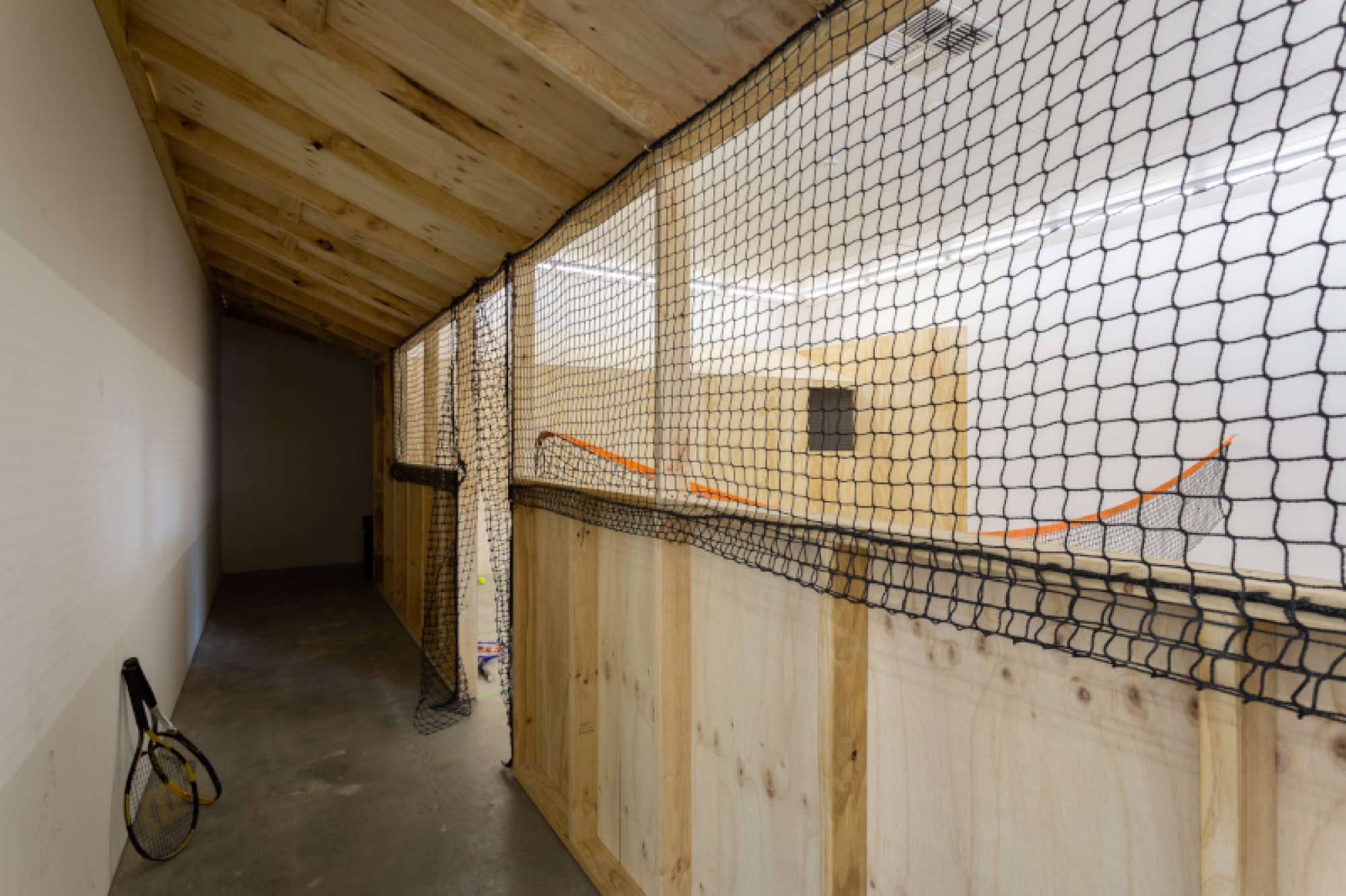 Atlanta Eke, <em>The Tennis Piece</em>, 2019, installation view at Gertrude Contemporary. Image courtesy of Gertrude Contemporary. Photo: Christo Crocker.