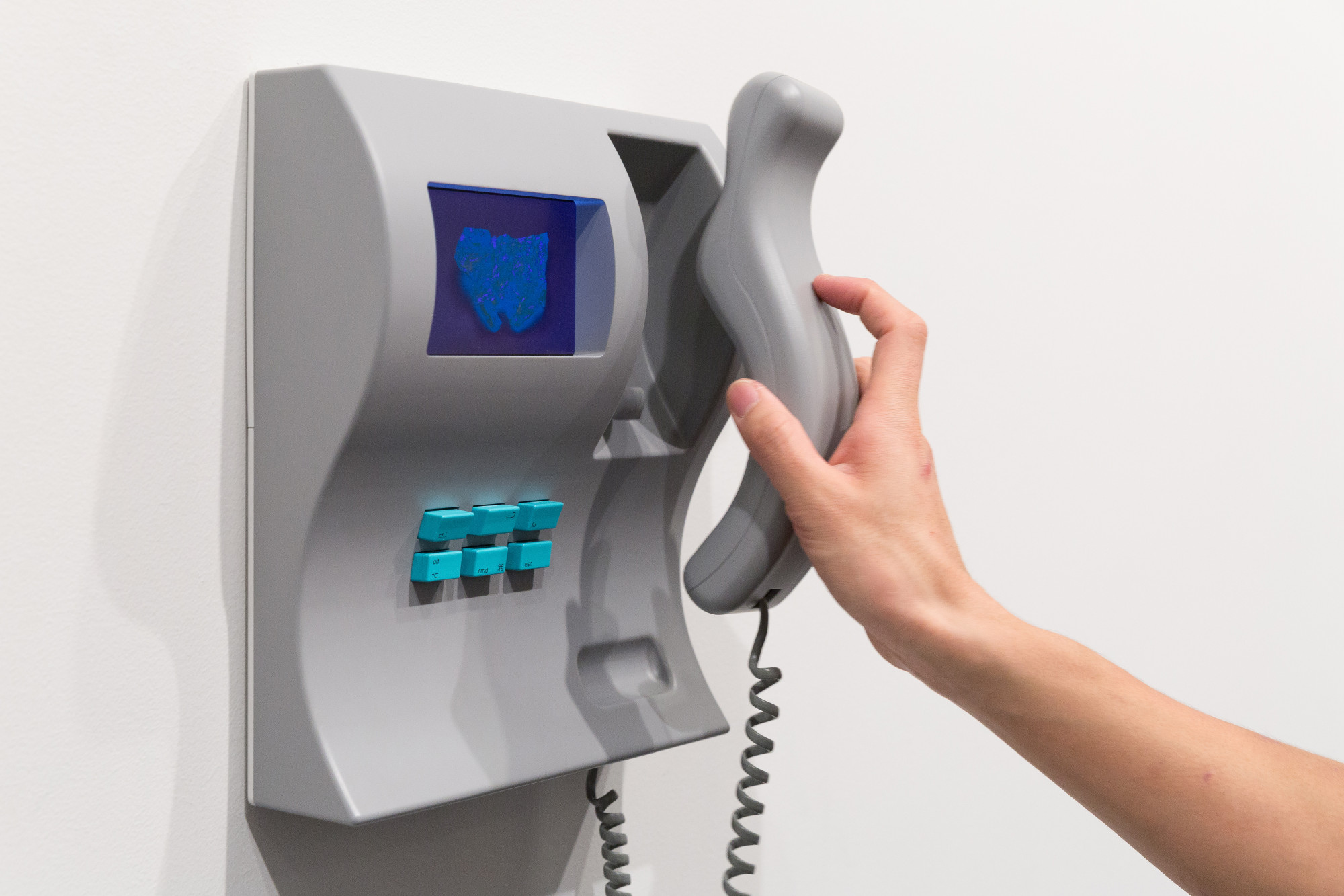 Camille Henrot, <em>Is He Cheating, 2015</em>, interactive sculpture, mixed media. Courtesy of the artist and Metro Pictures, New York.
