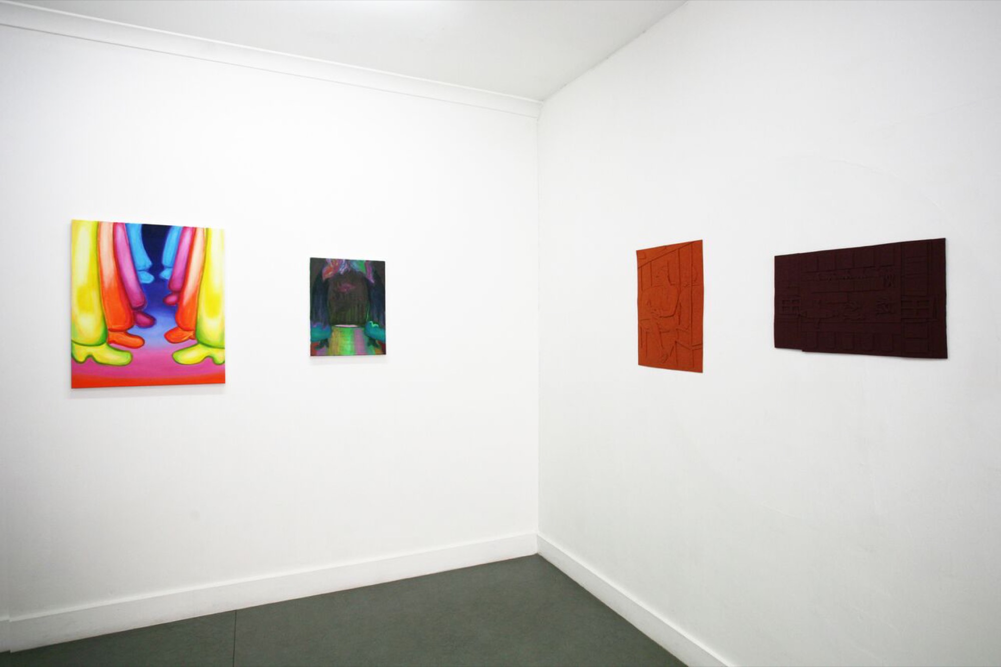 Installation view, Neon Parc City. (LEFT TO RIGHT): Nick Mullaly, <em>Push me</em>, 2018, oil on linen; Nick Mullaly, <em>Lil Boots</em>, 2018, oil on linen; Spencer Lai, <em>burnt sienna (maniac on the subway trolley) (after Klossowski)</em>, 2018/1978, Synthetic felt, adhesive; Spencer Lai, <em>mauve (seated figures within institution, sometimes they share meals together)</em>, 2018/c1890, synthetic felt, adhesive.