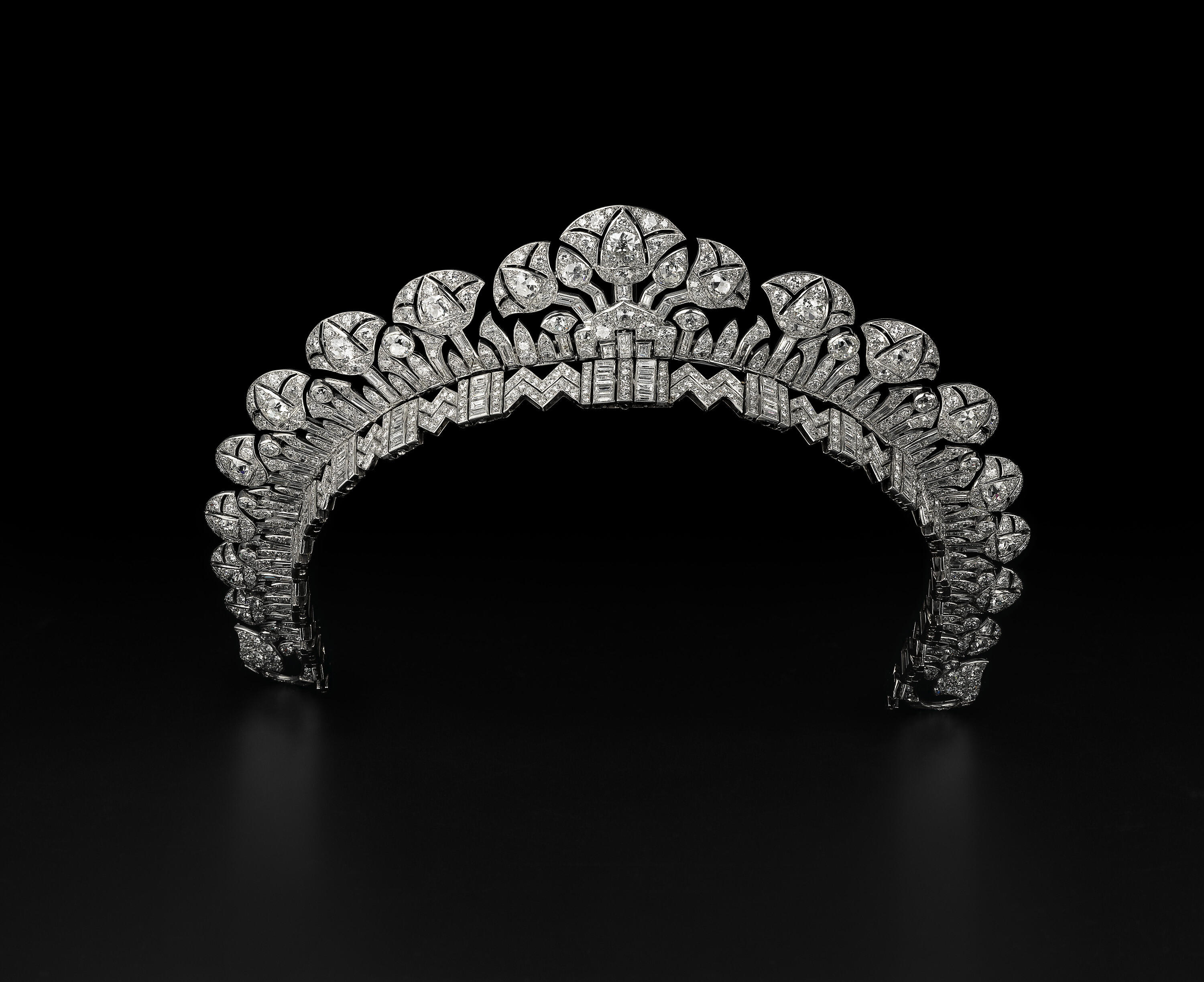 <p>Cartier London, ‘Halo Tiara’, 1934, Cartier Collection, Photo: Vincent Wulveryck.</p>