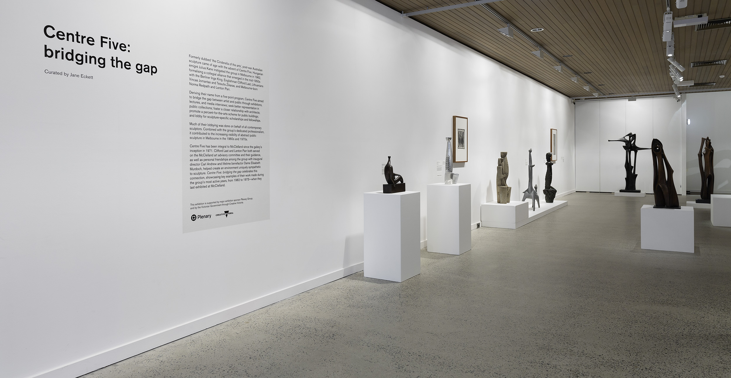 <em>Centre 5: bridging the gap</em>, installation view, McClelland, 2022. Image courtesy of McClelland. Photo: Christian Capurro