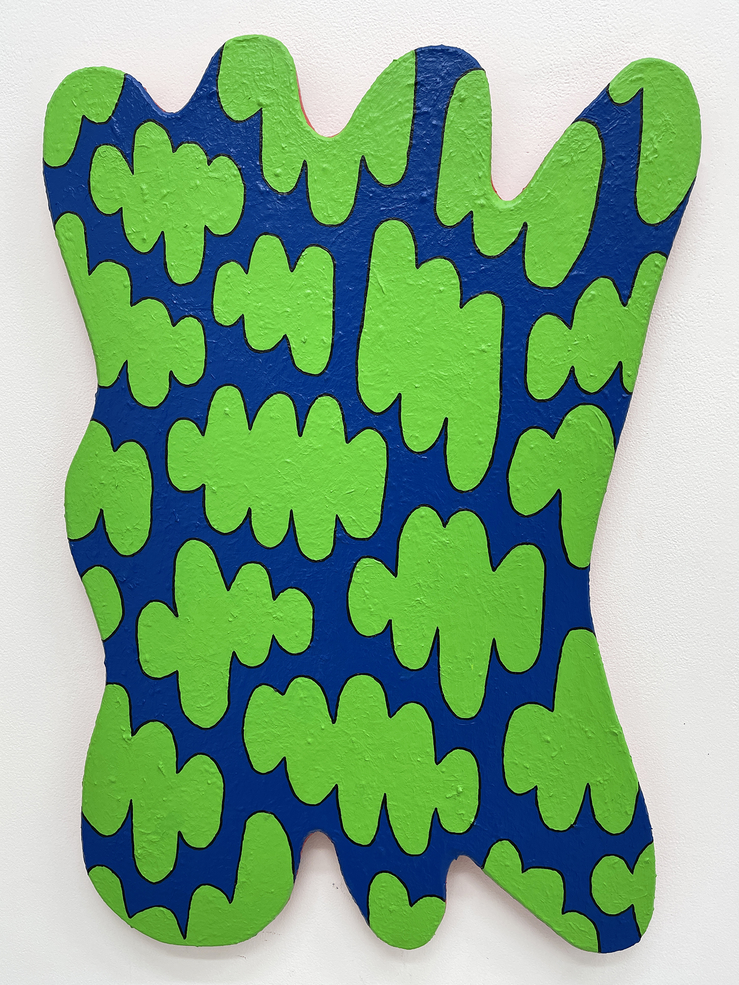 Matthew Harris,<em>Today</em>, 2021, acrylic and hair on linen and shaped wood panel, 90 x 60cm irregular
