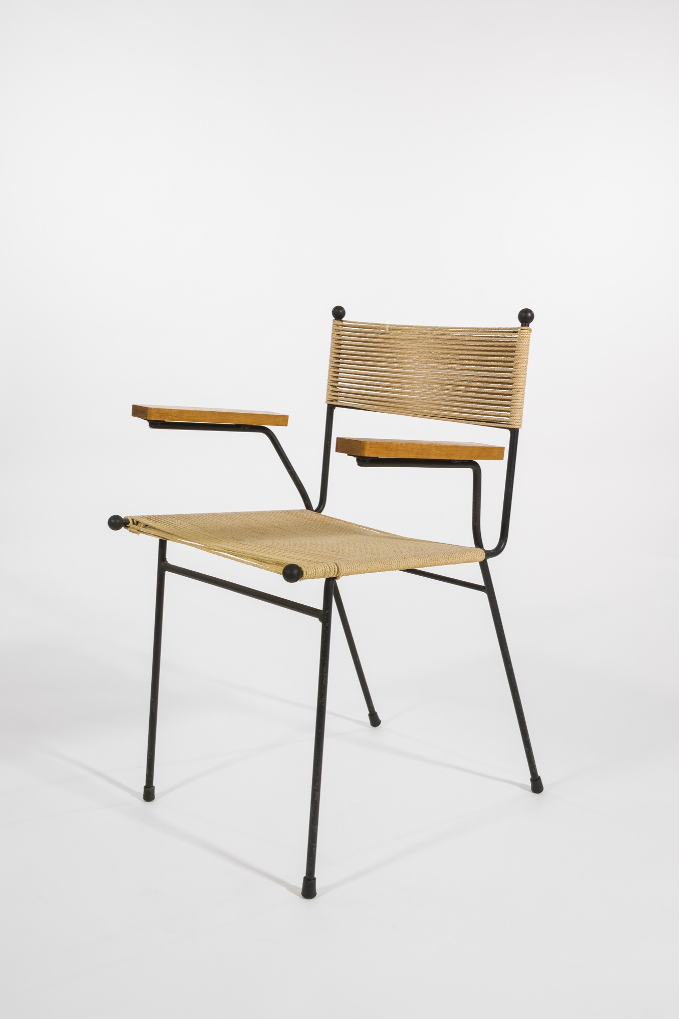 Clement Meadmore, <em>Corded armchair</em>, 1952, painted steel, cotton cord, rubber. Private Collection.