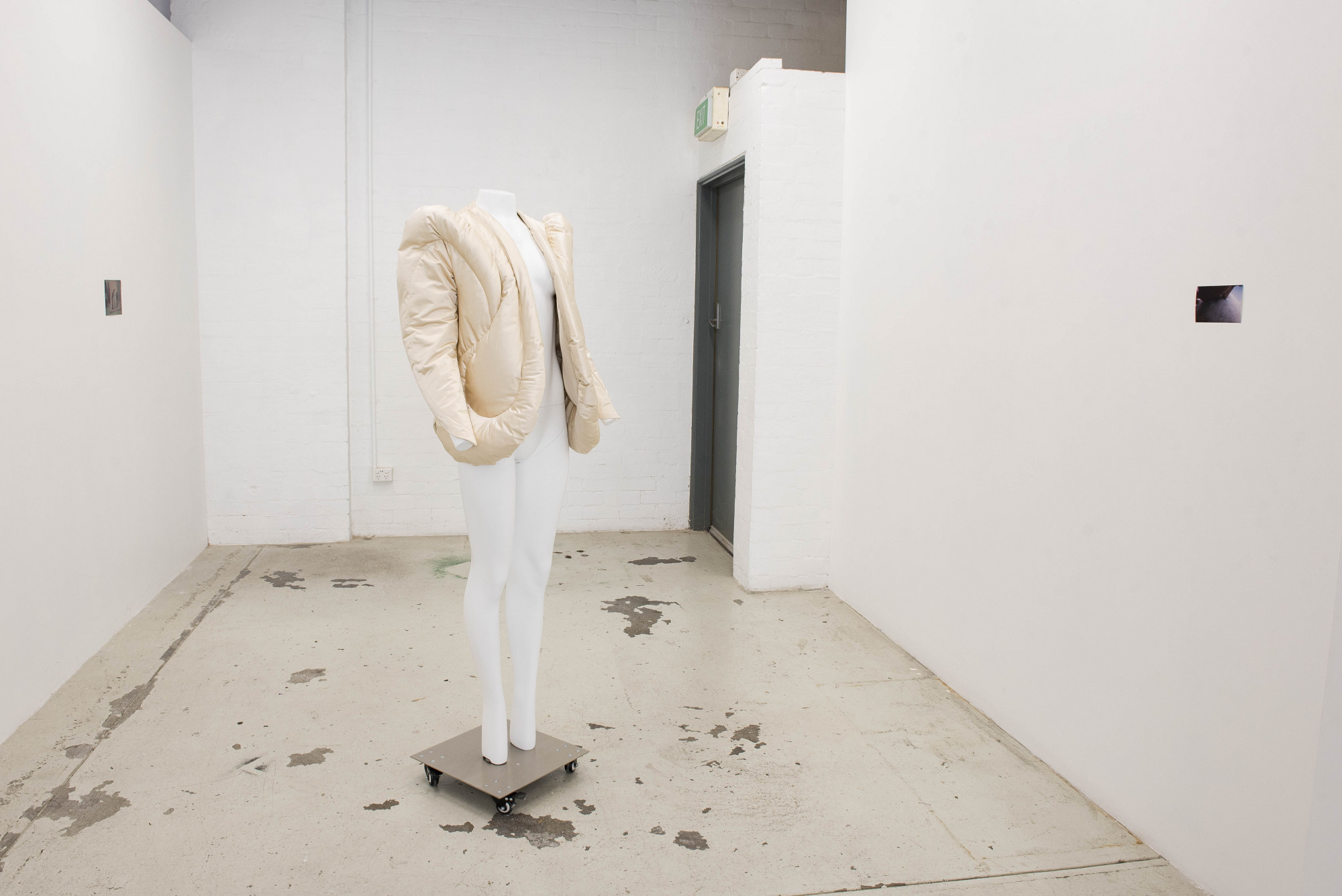 Claire Lambe, <em>Dart Object</em>, 2021, installation view, TCB Art Inc. Photo: Jordan Halsall