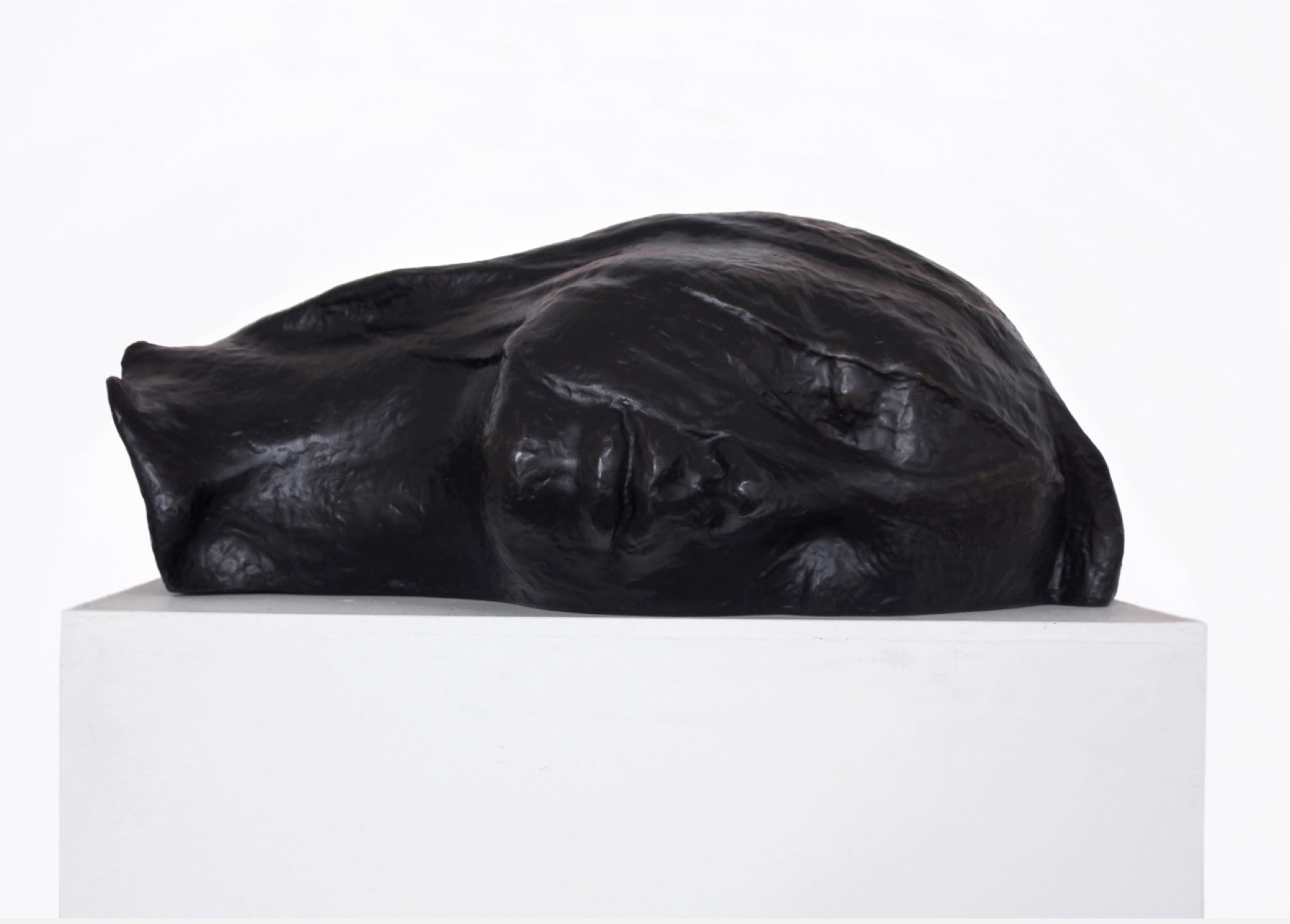 Sophia Whitney Hewson, <em>2020-2021</em>, 2021, bronze, 62 x 30 x 32 cm, MARS Gallery, Melbourne. Courtesy of the artist and MARS Gallery.