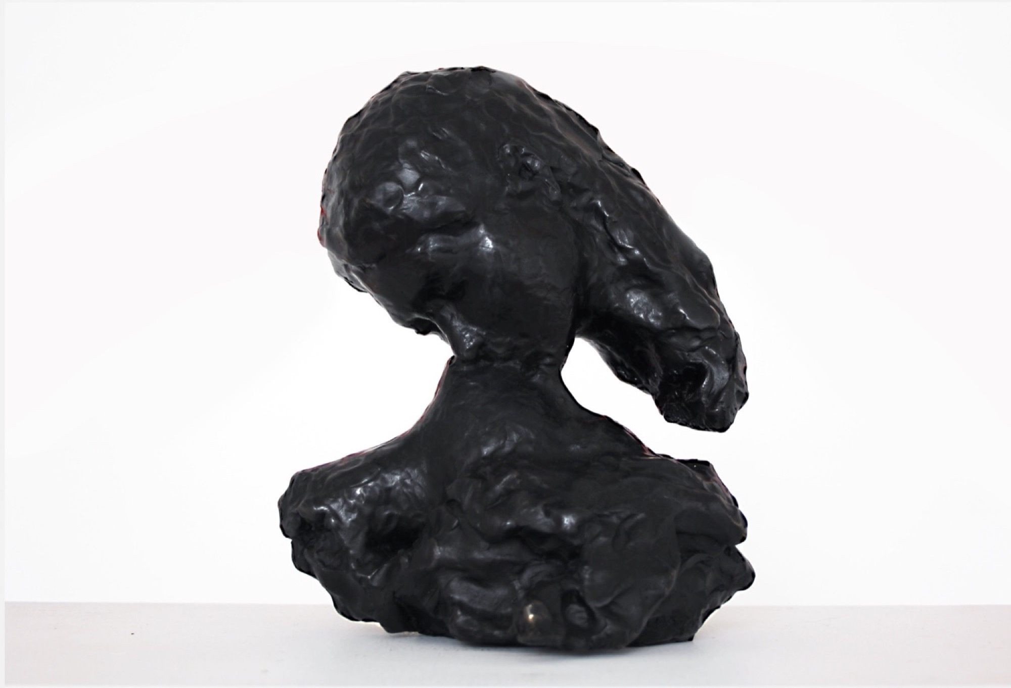 Sophia Whitney Hewson, <em>2020-2021</em>, 2021, bronze, 24 x 21 x 14 cm, MARS Gallery, Melbourne. Courtesy of the artist and MARS Gallery
