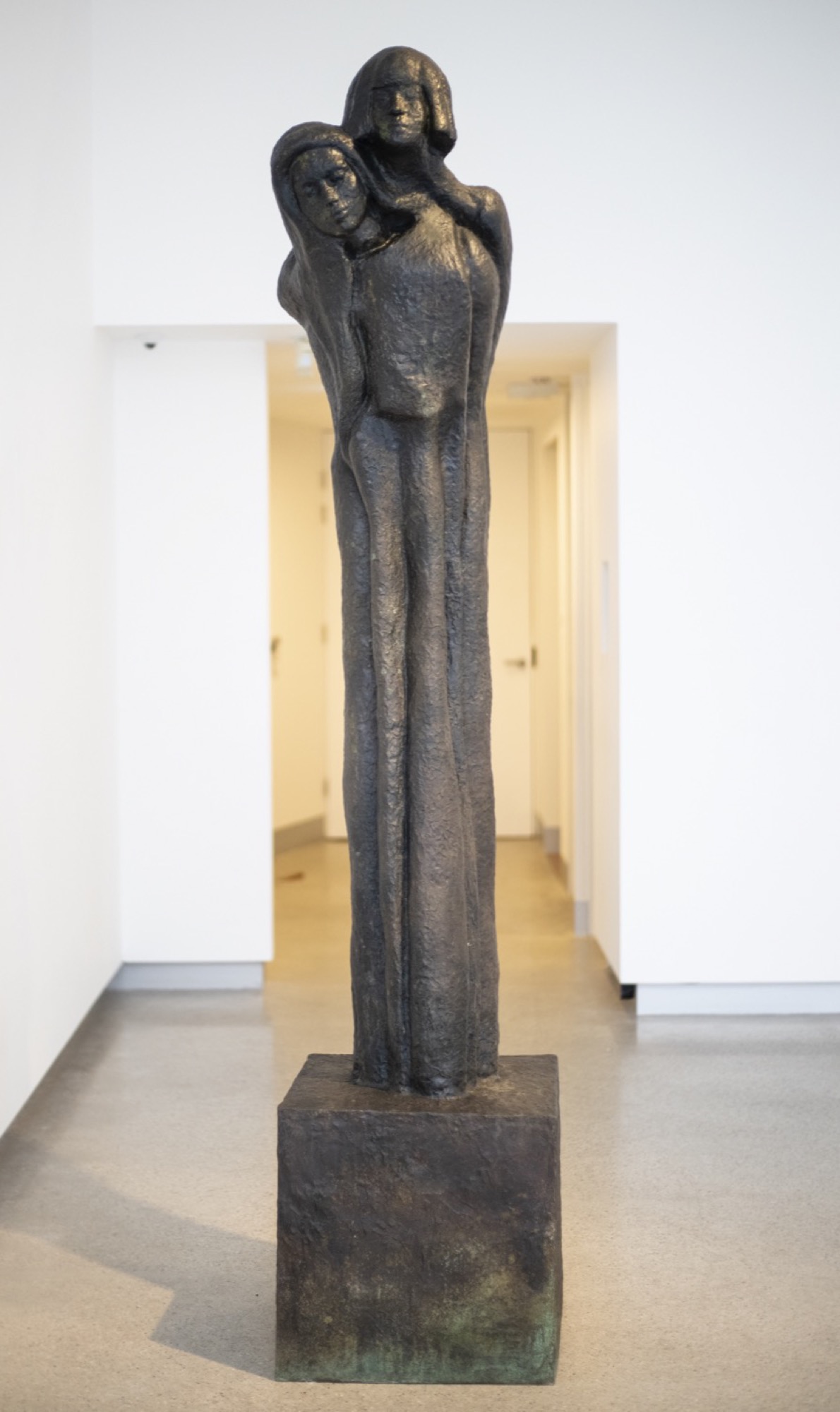 Sophia Whitney Hewson, <em>2020-2021</em>, 2021, aluminium chemical rendered finish, 260 x 62 x 62 cm, MARS Gallery, Melbourne. Photo: Fiona Hamilton