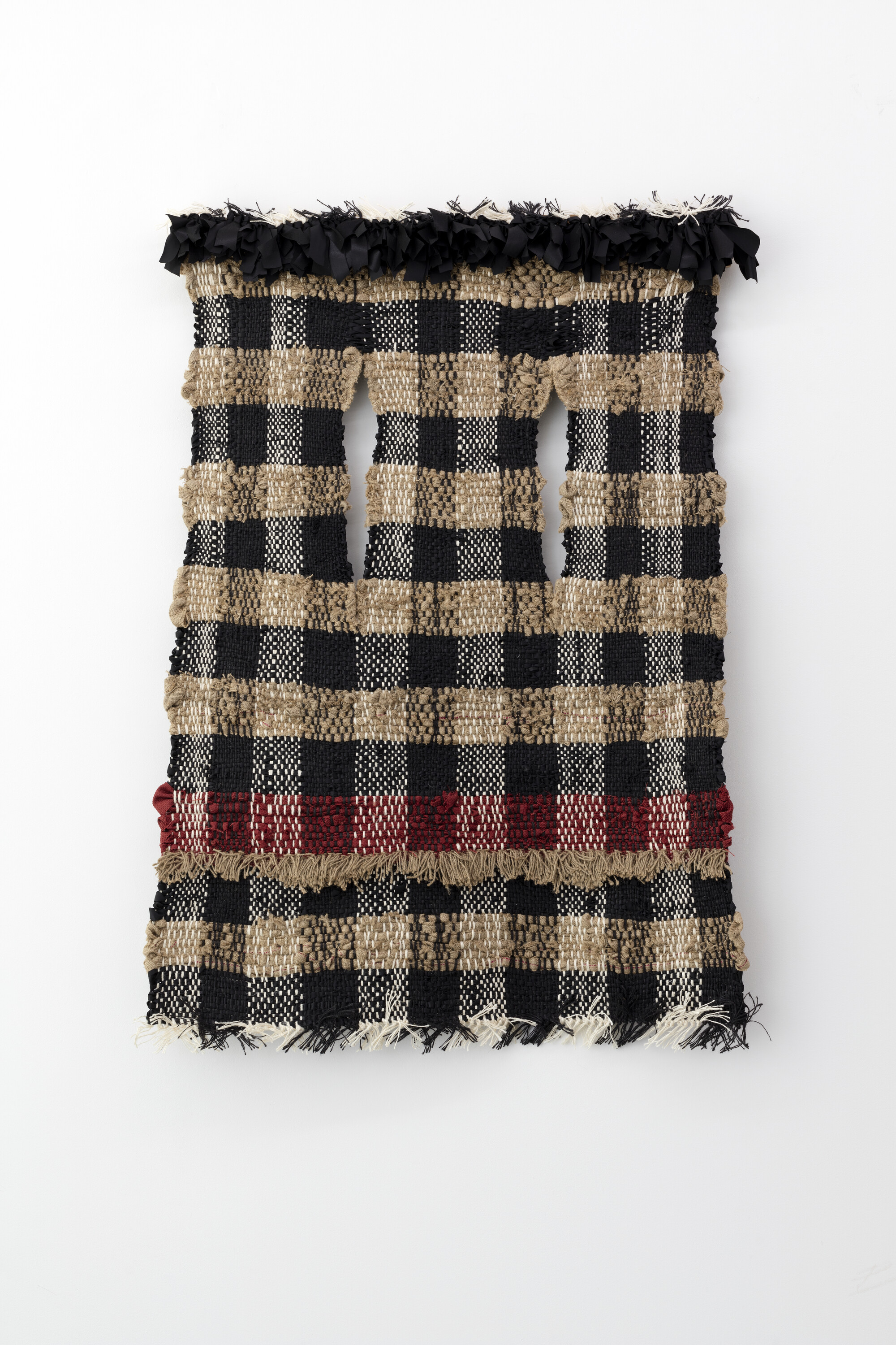 Elizabeth Pulie, <em>#96 (Bauhaus Weaving Two)</em>, 2019, mixed fibre, 140 x 90cm. Courtesy Sarah Cottier Gallery