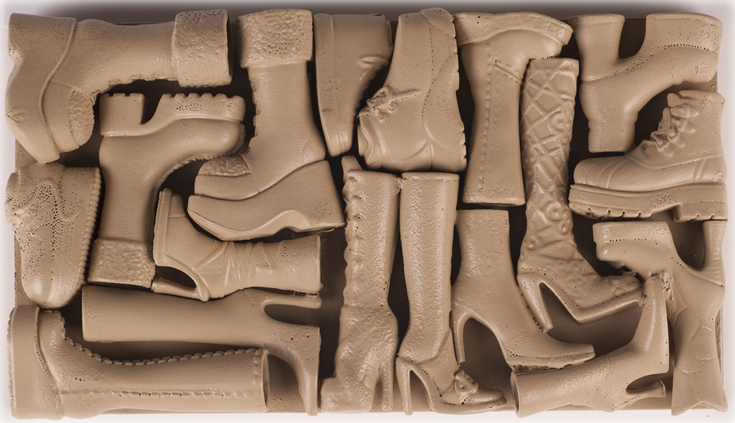 <p>Lou Hubbard, <em>Sand Bank </em>(2017) in <em>9x5 NOW </em>at Margaret Lawrence Gallery, Melbourne. Photo: Lou Hubbard.</p>