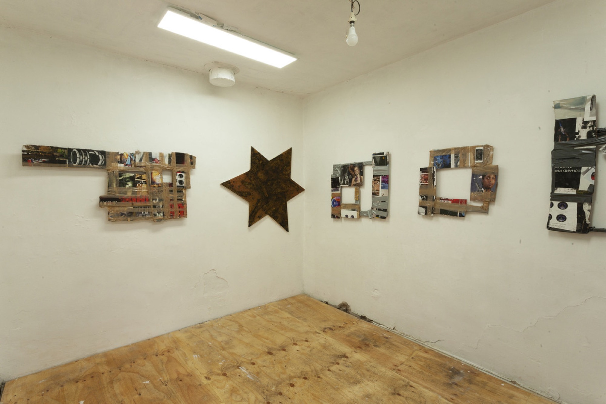 Installation view of Hana Earles, <em>Victim of Late Capitalism</em>, Meow2, 2021. Courtesy of the artist.