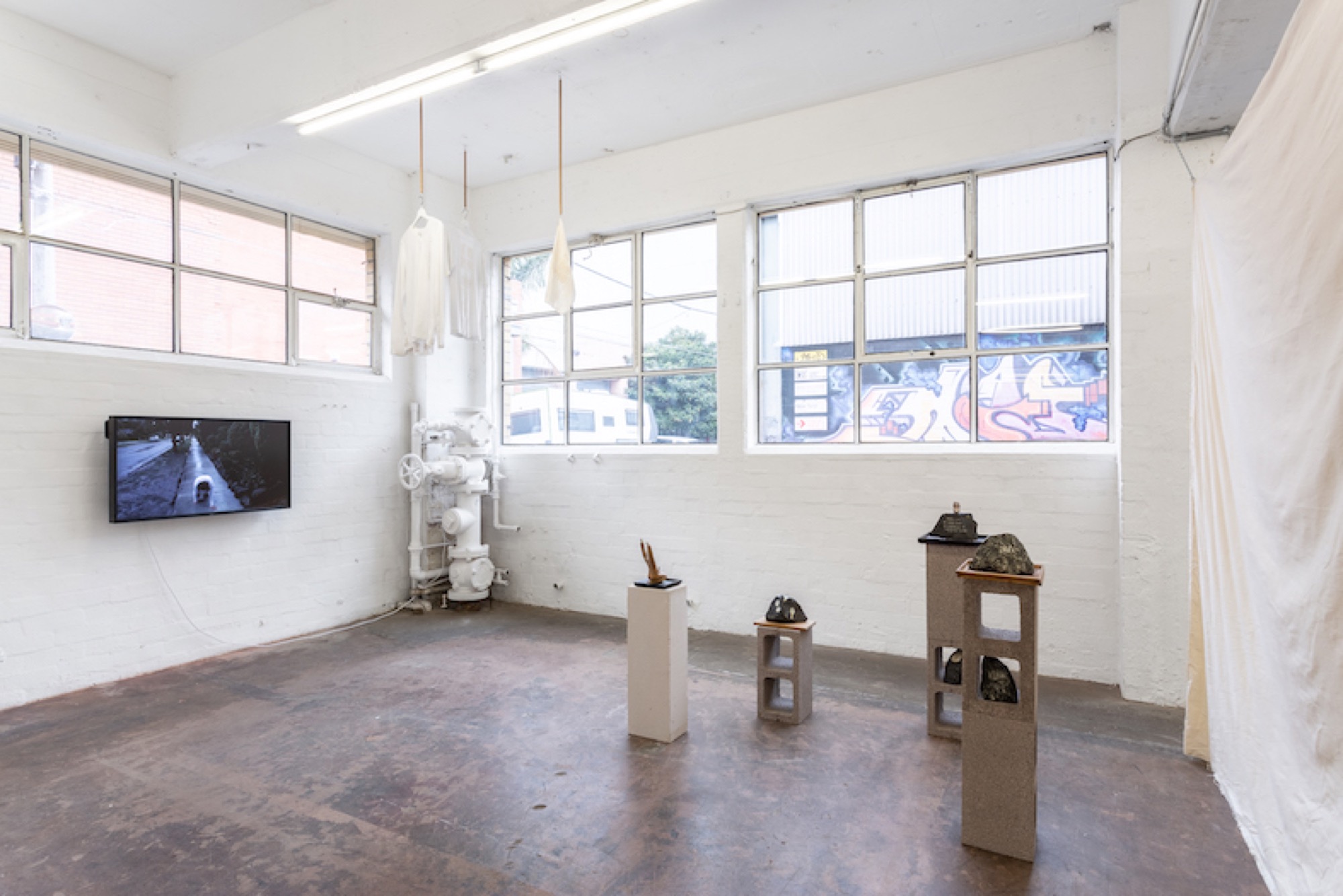<em>I will never run out of lies or love</em> installation view, image courtesy of gallery, photo: Christo Crocker.