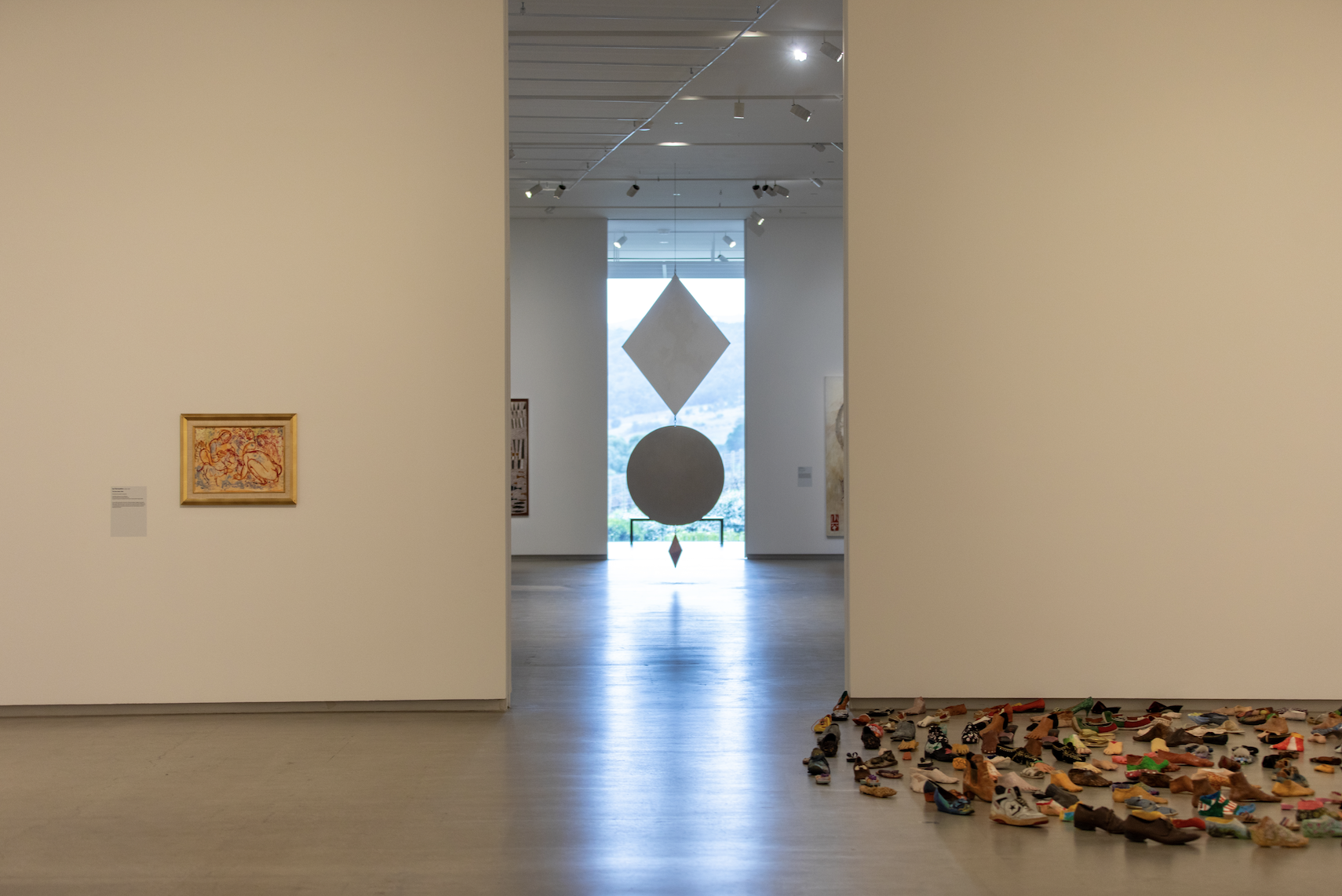 <p>Installation view of <em>Inside the Mirage</em>. Photo: Craate Creative for TarraWarra Museum of Art.</p>
