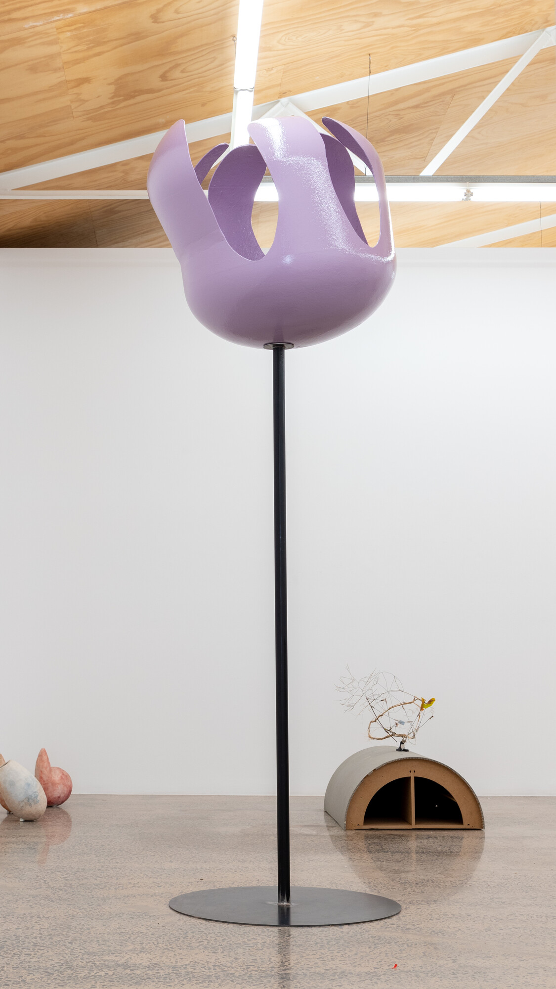 Isadora Vaughan, <em>A nature seen beyond belief, instead of a moderately accurate fish tank</em>, 2023, fibreglass, steel, paint 250.0 x 70.0 x 70.0 cm. Photo courtesy the artist and STATION.