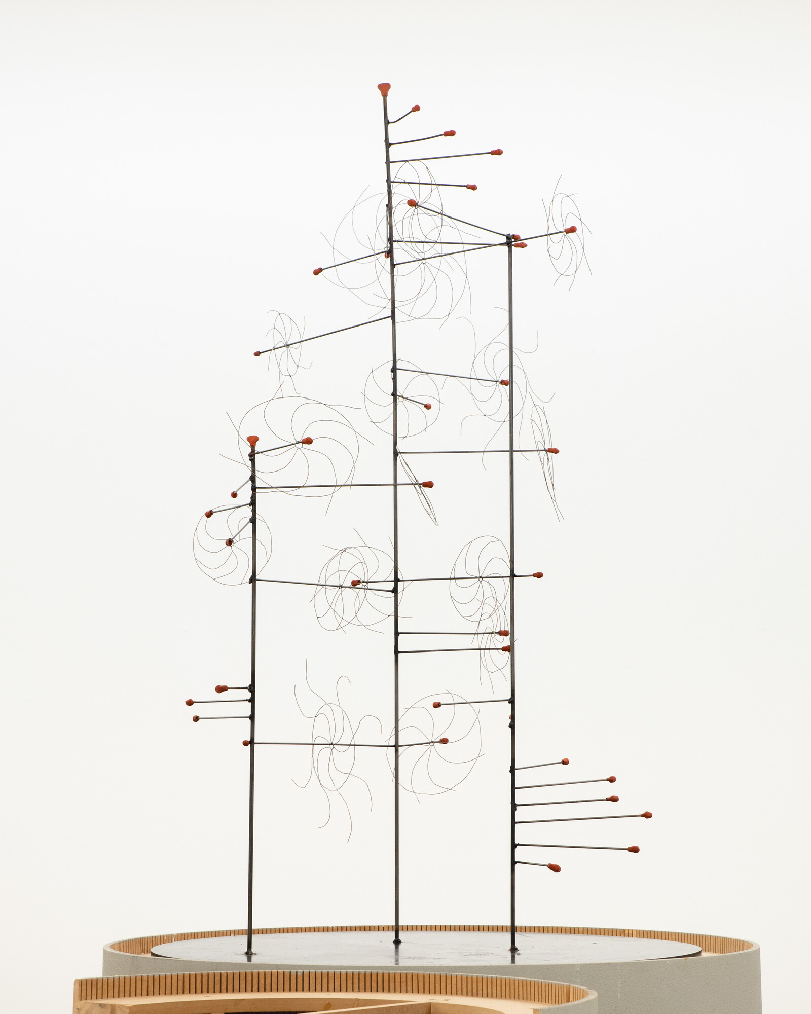 Isadora Vaughan, <em>I invented modern agriculture</em>, 2023, steel, copper, Apoxie Sculpt. Photo courtesy of the artist and STATION.