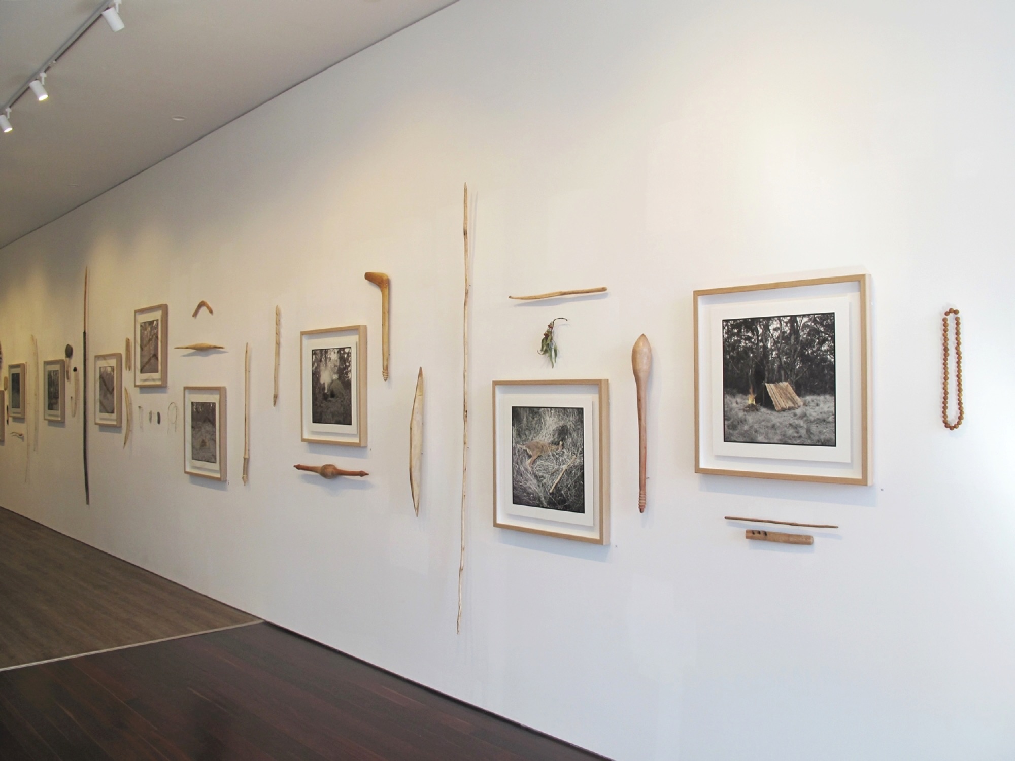 James Tylor, <em>un-resettling</em>, 2017, installation view. Courtesy the artist and Vivien Anderson Gallery