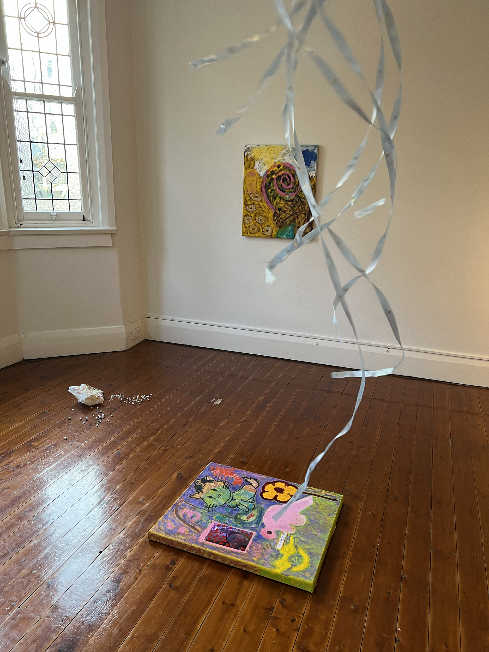 Installation view: Jemi Gale, <em>donut king (paintings about love)</em>, 2022, Suite7a. Image courtesy of Suite7a