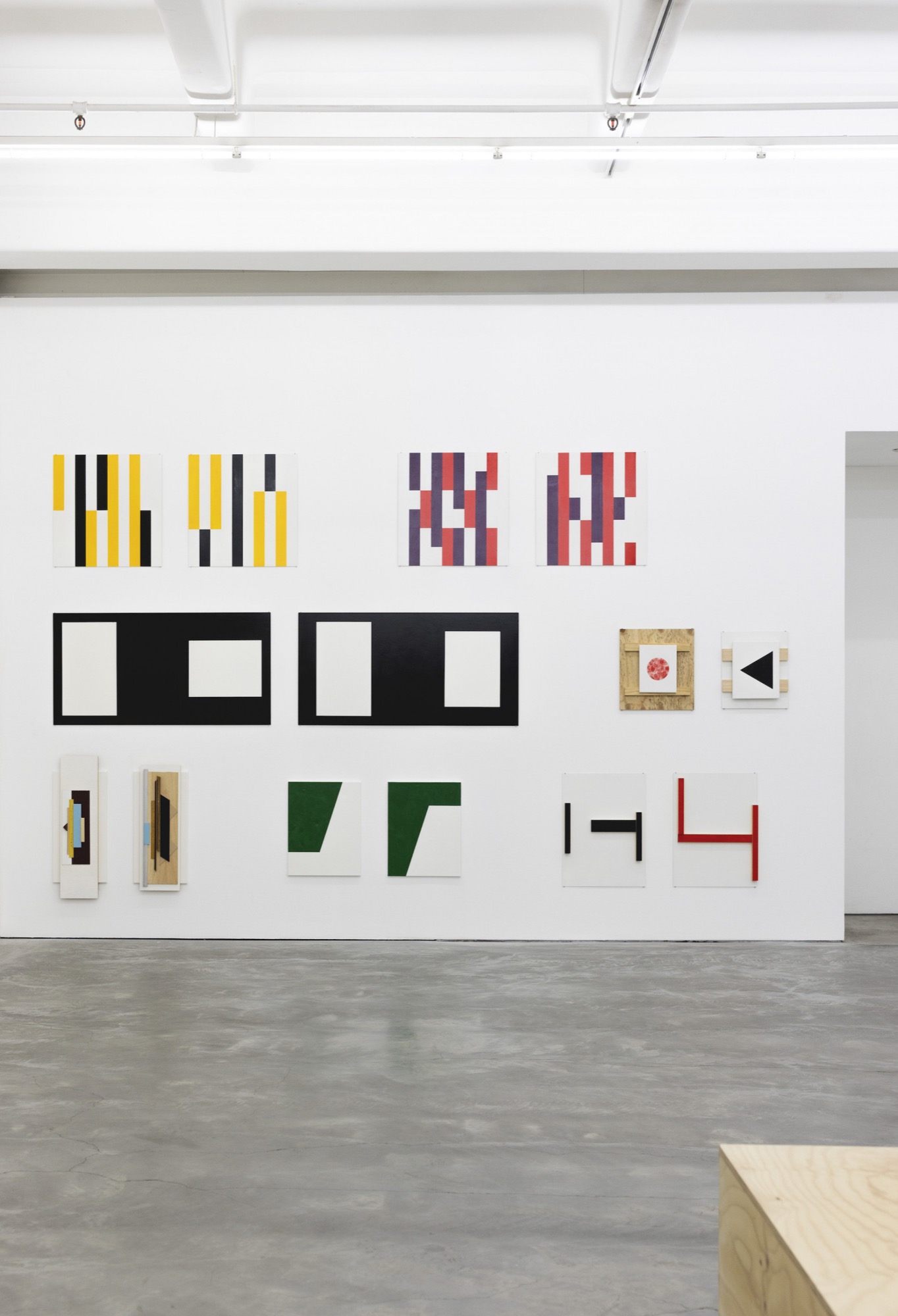 John Nixon, Groups + Pairs 2016-2020, installation view, Anna Schwartz Gallery. Photo: Amalia Lindo. Copyright John Nixon. Courtesy the artist & Anna Schwartz Gallery.