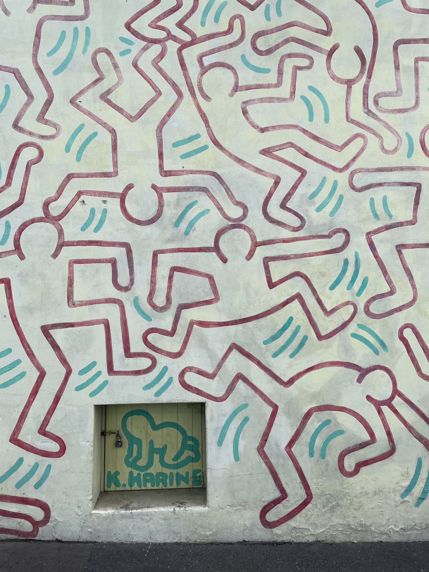 Keith Haring mural, 1984, former Collingwood Technical School, Johnston Street. Photo: Chris Cottrell