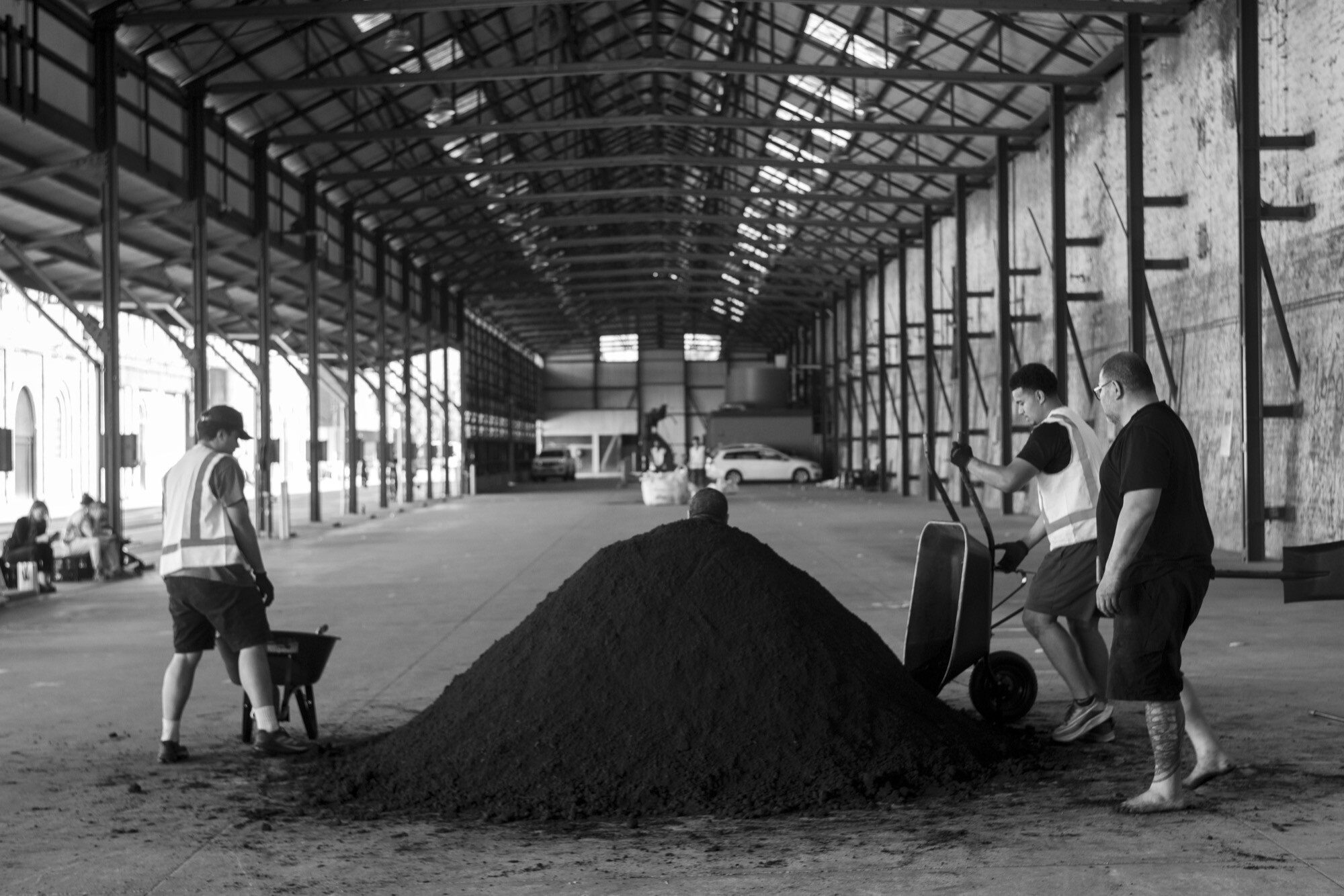 <p>Kalisolaite ‘Uhila, <em>Kelekele Mo’ui </em>(Living Soil),<em> </em>Carriageworks, Sydney Contemporary, Gadigal Country, Sydney, 14 September 2025, image courtesy the artist. Photo: Robert George</p>