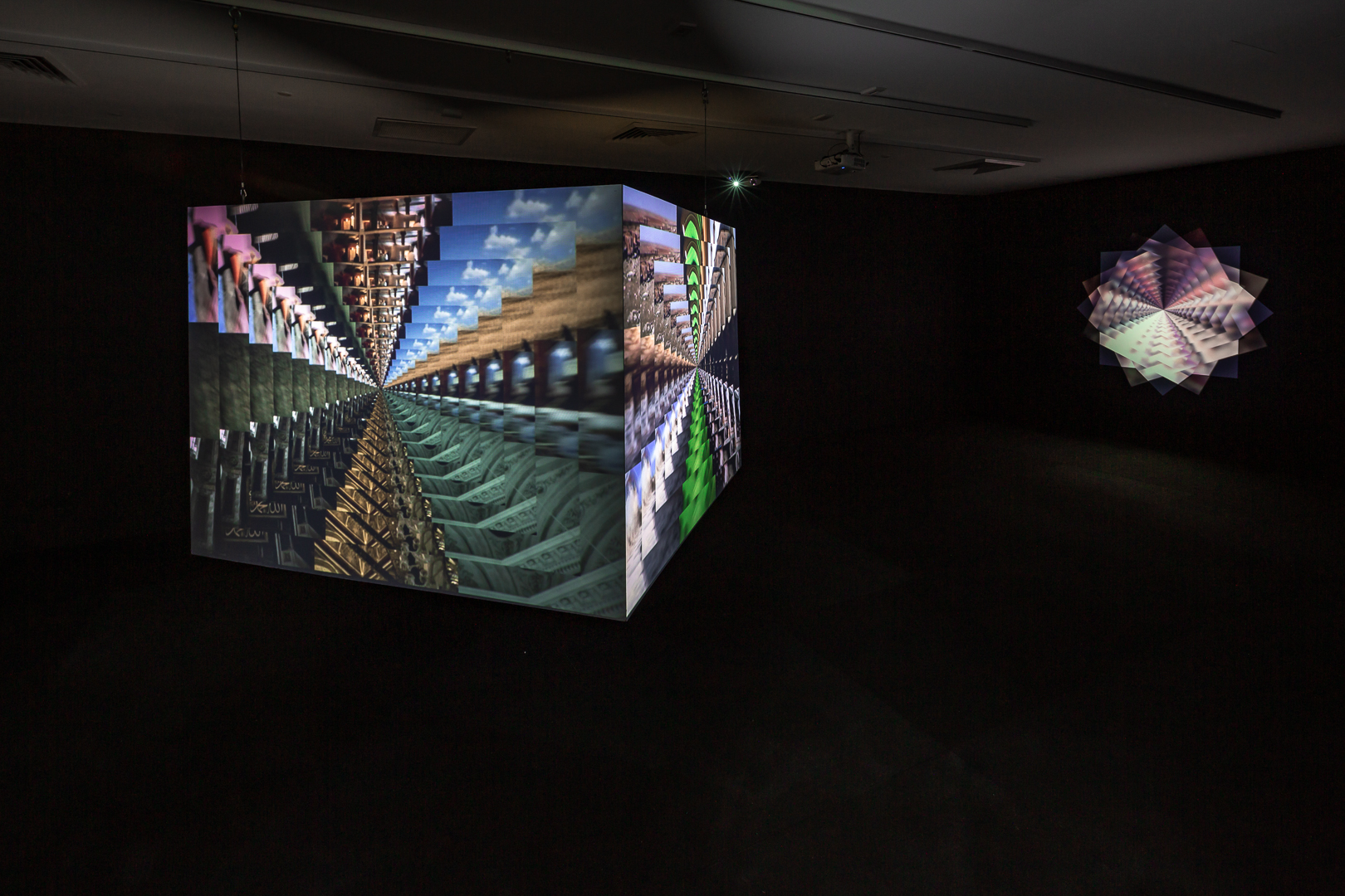 Khaled Sabsabi, Mush, 2012. 5 channel HD video sculpture installation, audio, wood, wire, aluminium, and paint. 03:30 mins. Campbelltown Arts Centre, 2022. Credit: Document Photography