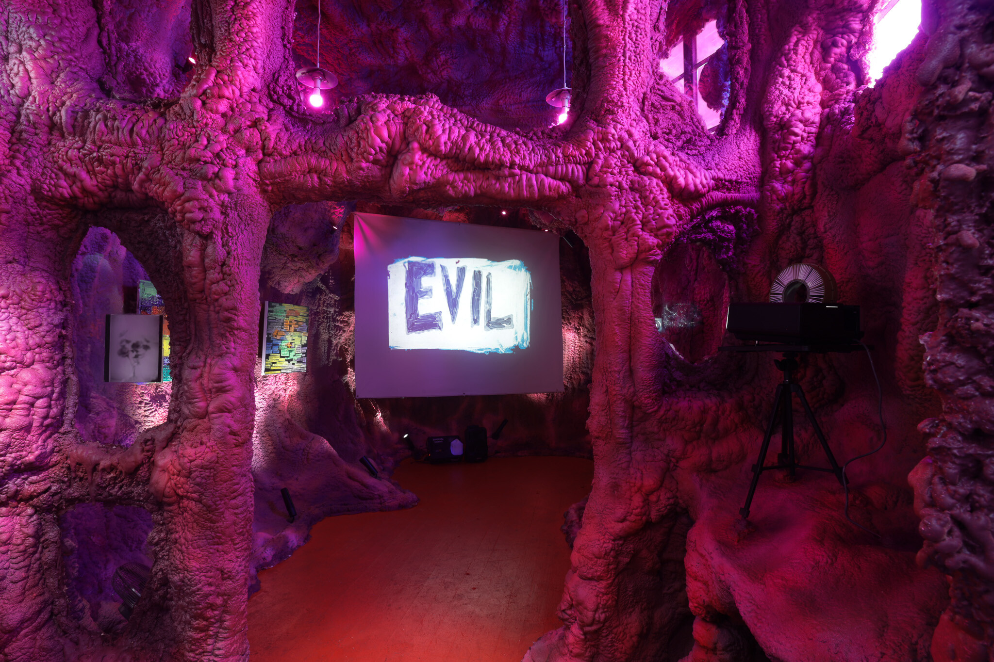 <p>Installation view of Evie Poggioli, <em>Like Wading Through Honey,</em> 2025, mixed media, Suicidal Oil Piglet: The Womb. Photo: Joseph Doggett-Williams</p>
