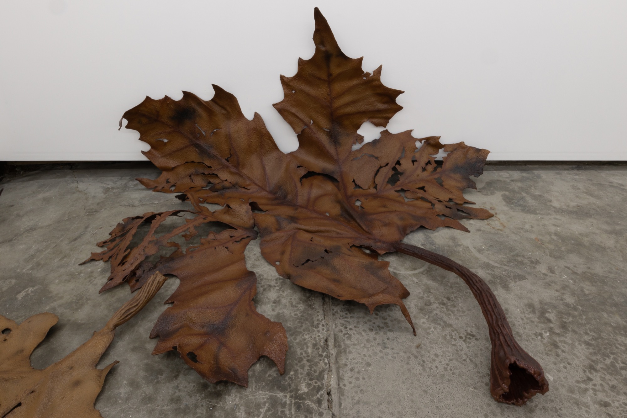 Joshua Petherick and Lewis Fidock, <em>Make A Wish!,</em> 2023, burlap, steel, muslin, rope, latex, synthetic polymer paint, dimensions variable, Asbestos. Photo courtesy of Asbestos and the artists.