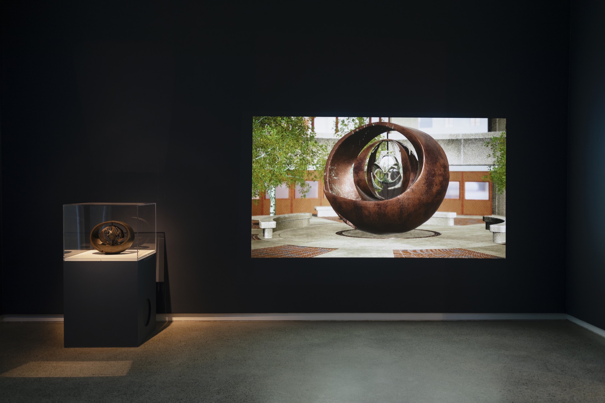 Installation view, Margel Hinder: Modern in Motion, Heide Museum of Modern Art, with Hinder’s <em>Maquette for Northpoint Fountain</em> (1975) and Andrew Yip’s <em>Margel Hinder Immersive I (Northpoint)</em> (2020).