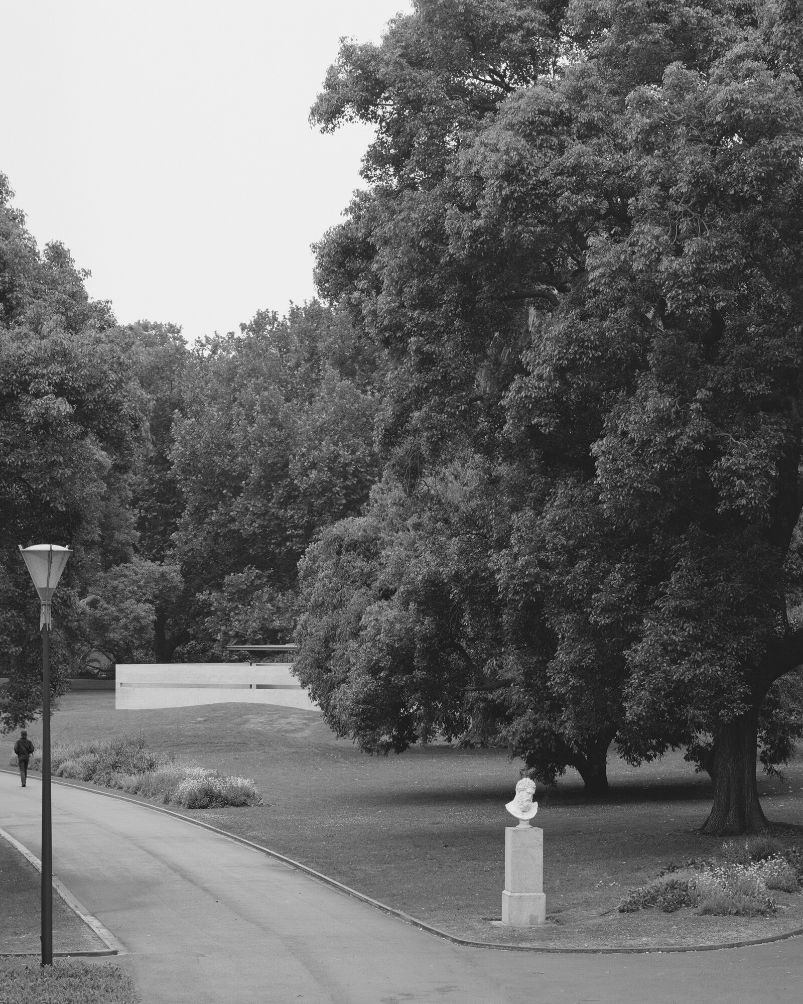 MPavilion 10 in context of Queen Victoria Gardens. Photo by Rory Gardiner, courtesy of MPavilion.