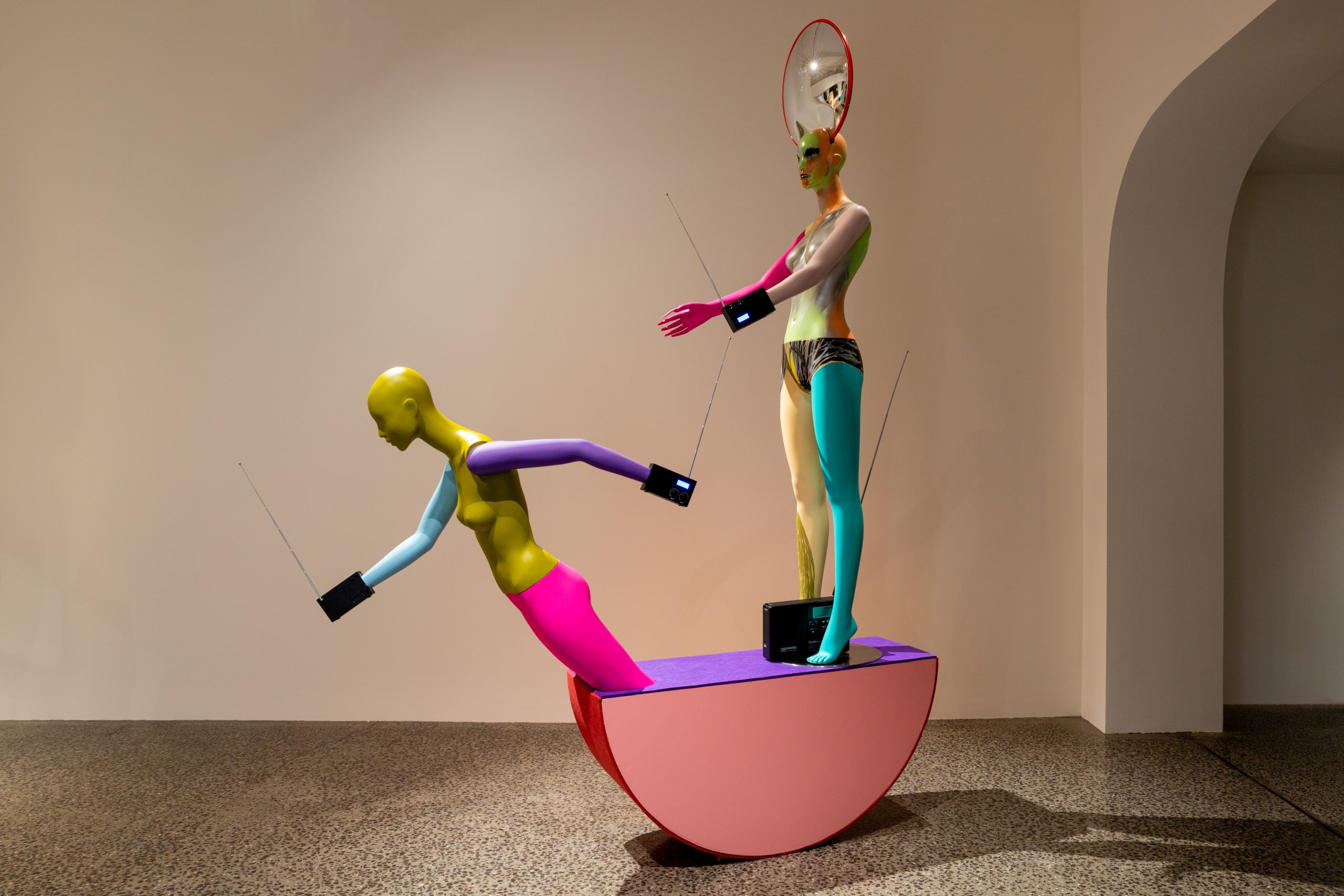 Justene Williams, <em>Hard Headed Woman</em>, 2022. Acoustic board, ply, paint, radios, mannequins, convex mirror, 120 x 60 x 200 cm. Courtesy of the artist and Sarah Cottier Gallery, Sydney.