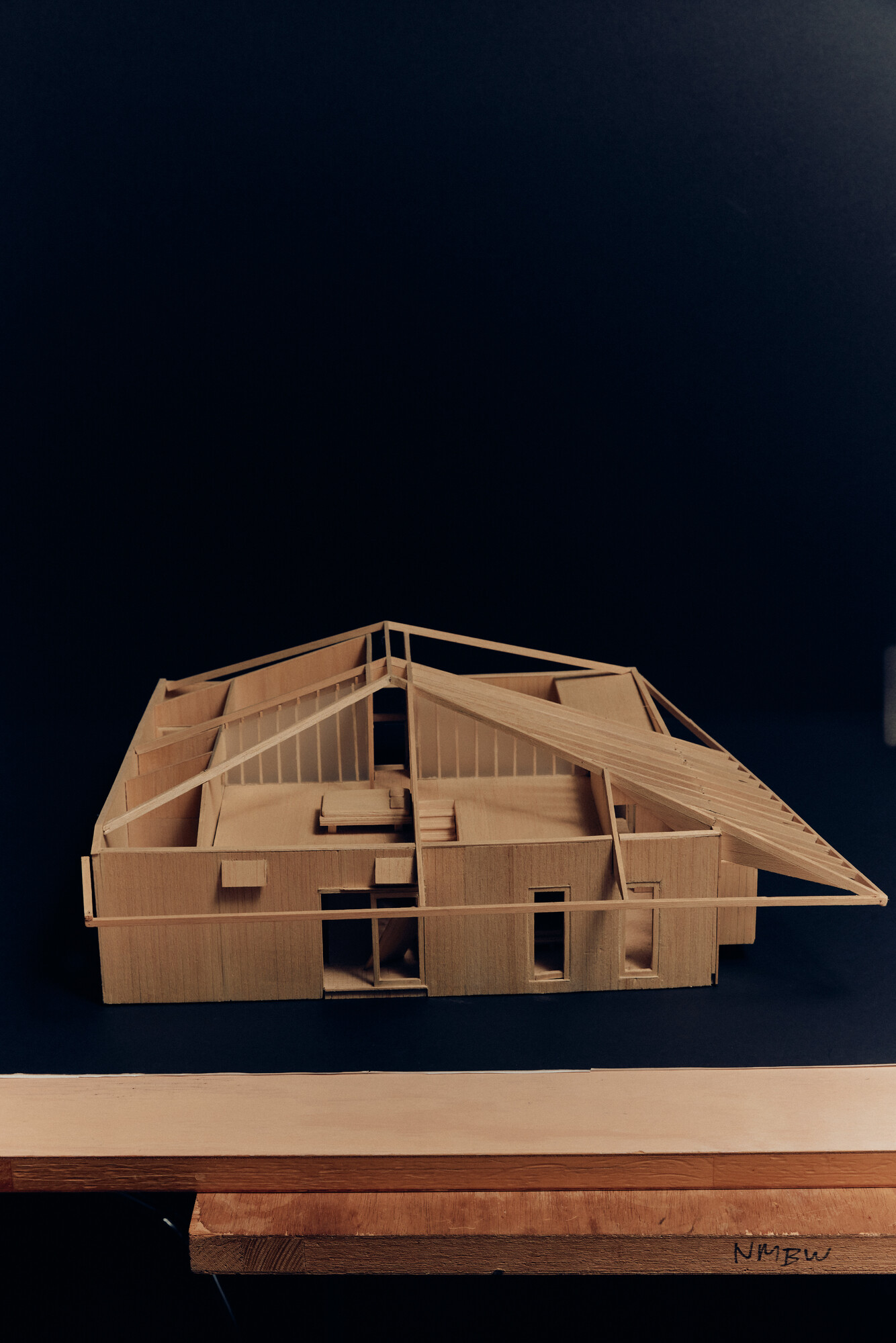 <p>1:50 model of the Sorrento House (completed 2007). Photo by Annika Kafcaloudis.</p>