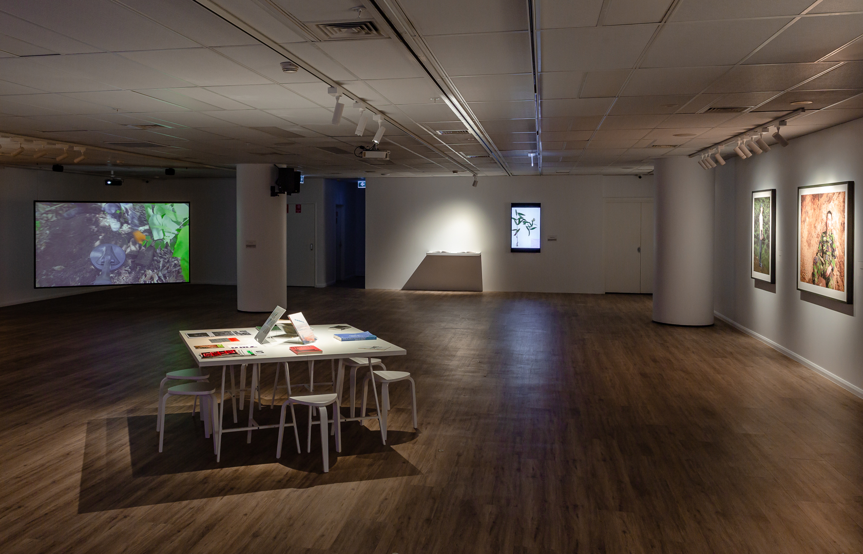Installation view of Negotiating Borders, Korean Cultural Centre Australia. Image courtesy the Korean Cultural Centre Australia.