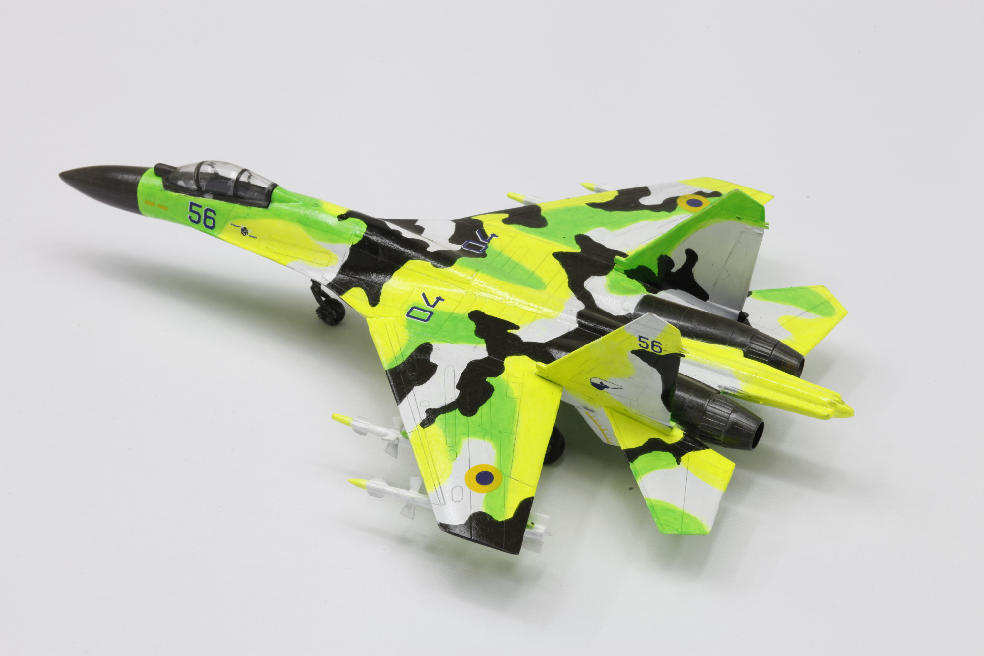 Nicolas Ceccaldi, <em>Su-27 Guzzler</em>, 2021, plastic, acrylic paint.