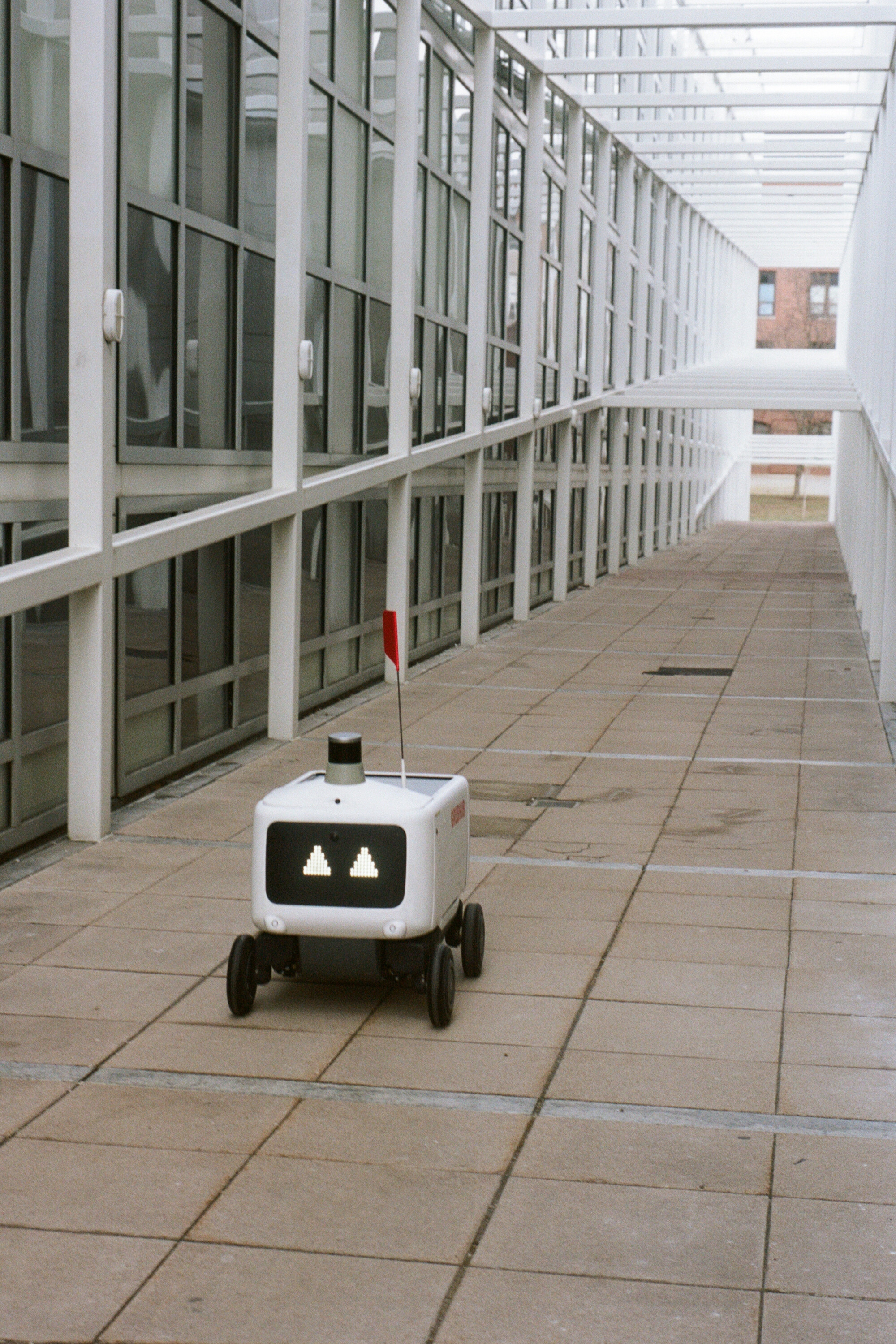 <p>The Wexner Center for the Arts navigated by a food delivery robot. Photo: Andrew Power.</p>