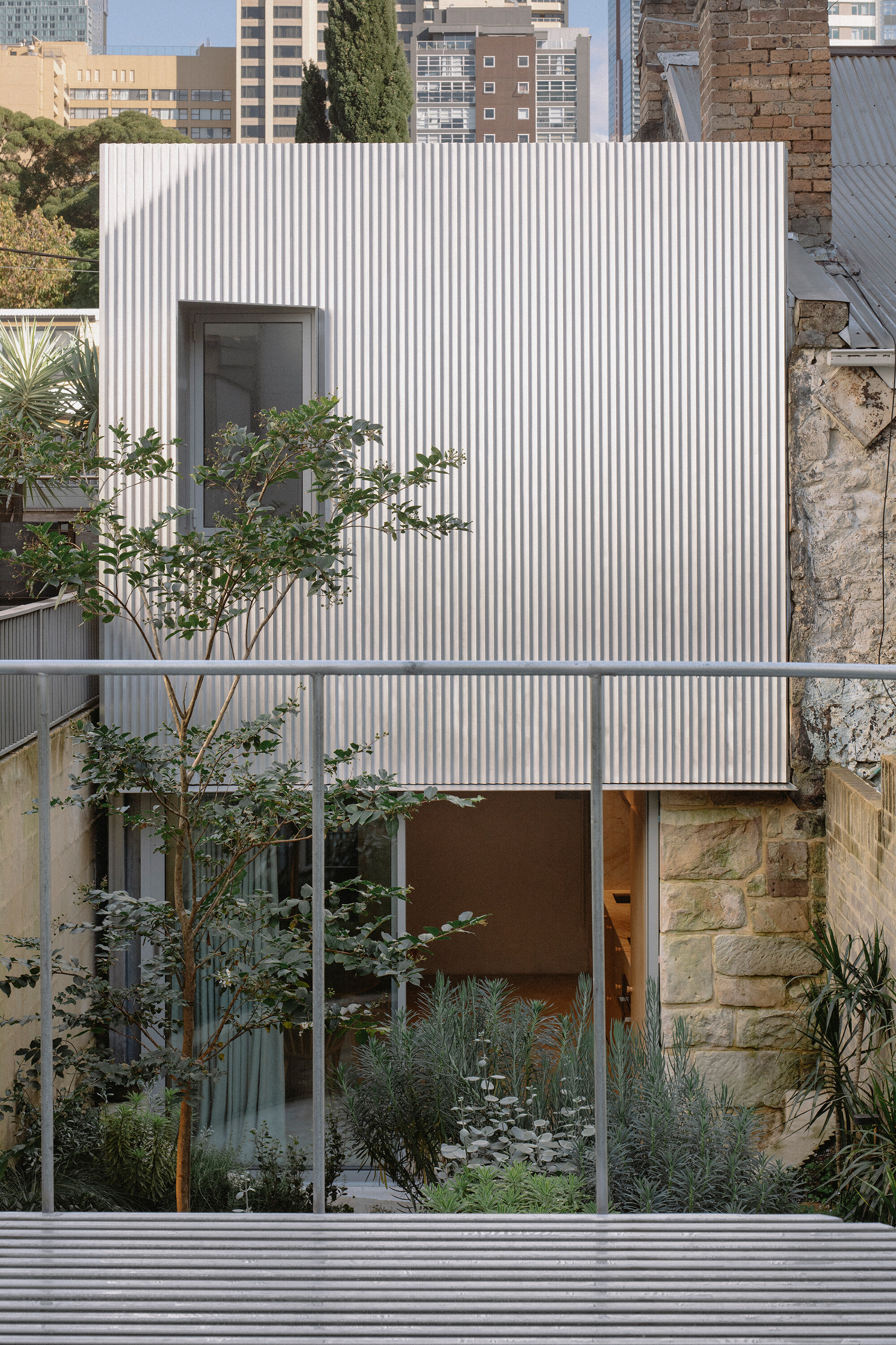 <p>Retallack Thompson, Steel House, exterior, 2023. Courtesy of Ben Hosking.</p>