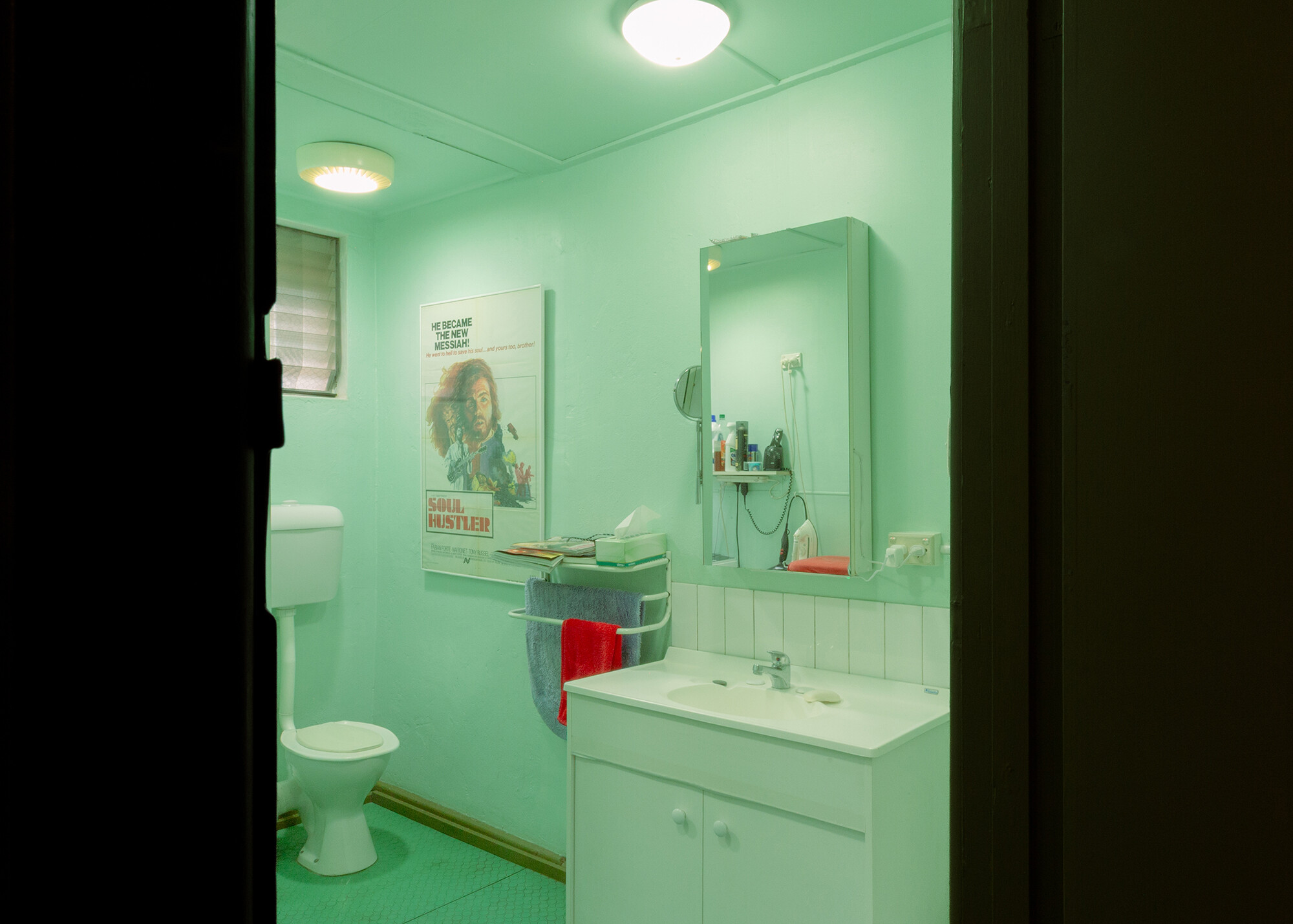 <p>The upper-level bathroom. Photograph by Laura Banfield.</p>