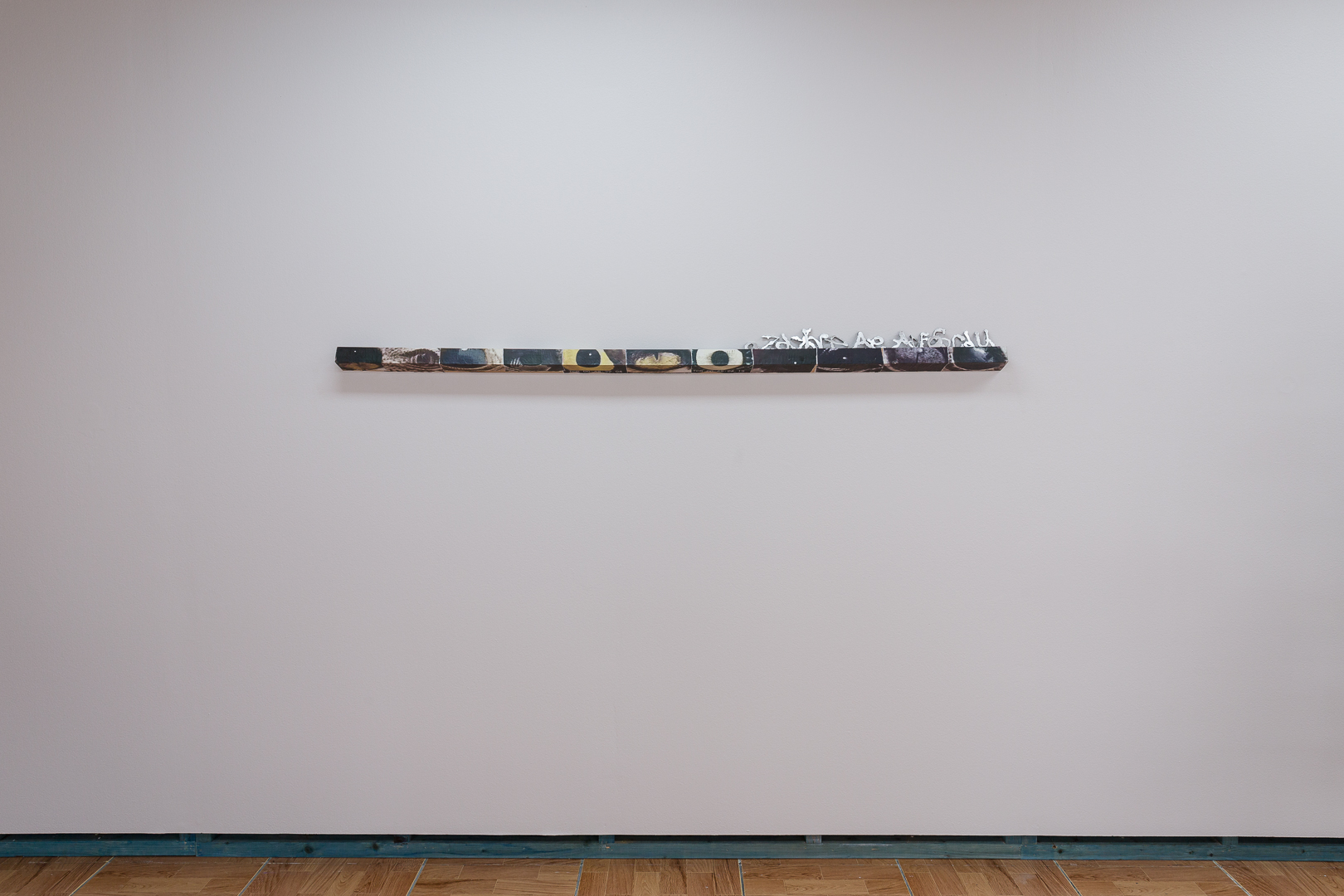 Lachlan Marley, <em>Untitled Bar With Chemset and Aluminium</em>, 2023, 180x20cm, Pari. Photographer: Document Photography