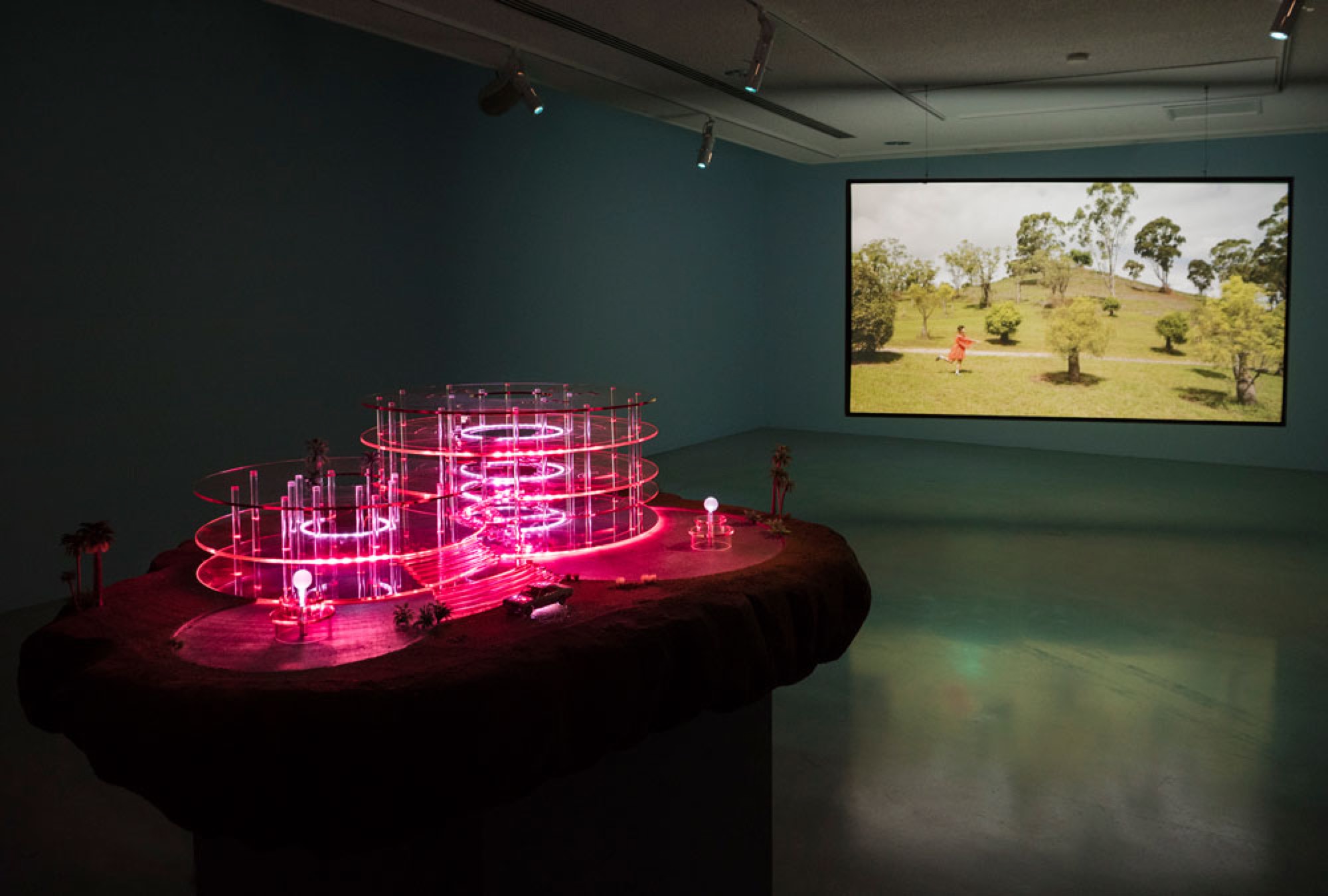 Sonia Leber &amp; David Chesworth, <em>Universal Power House</em>, 2017. Installation view of HD video and electric model. Model fabrication Matty Fuller. Courtesy the artists. Commissioned by Campbelltown Arts Centre, Sydney.