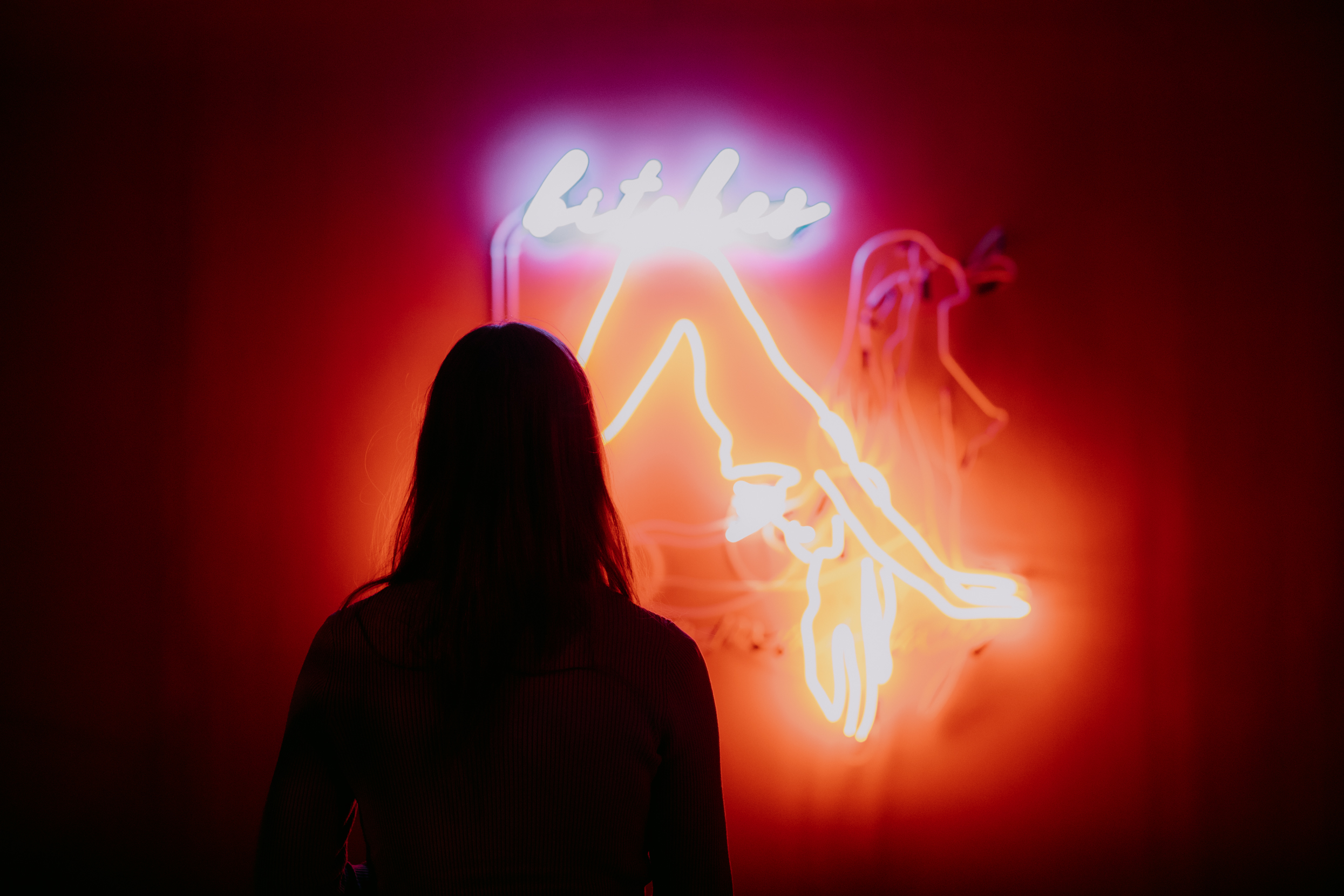 Min Wong, <em>Miss Boobs</em>, 2022. Neon, transformer. <em>Soul Seeker</em>, Cement Fondu, 2022. Photo: Four Minutes to Midnight Photography.