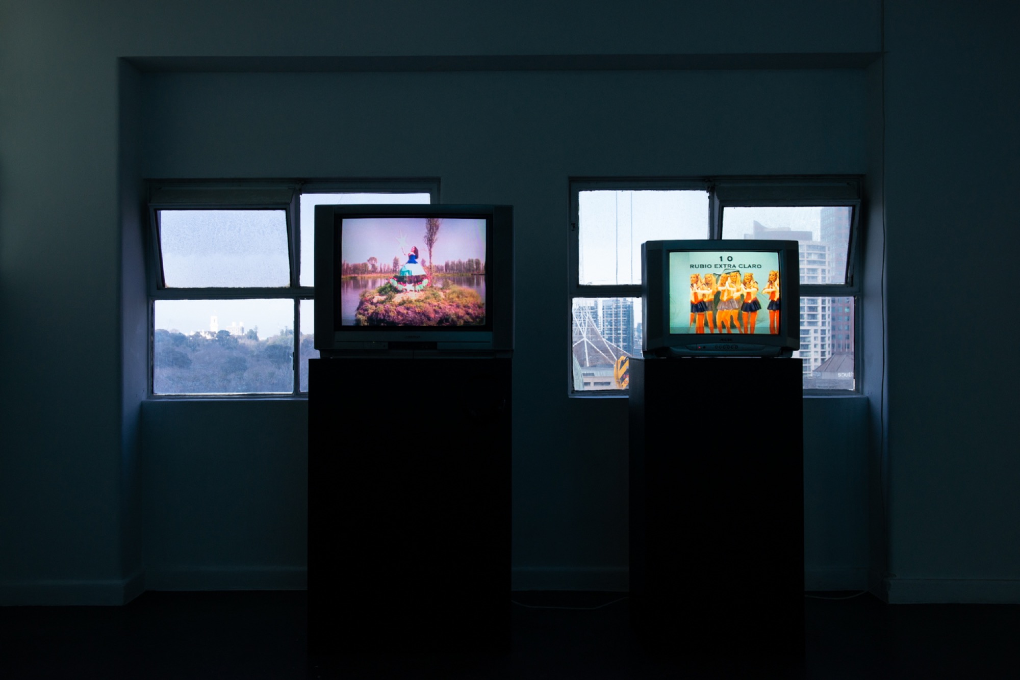 Ximena Cuevas, <em>Bleeding Heart (Corazón Sangrante)</em>, 1993, video, 3:48 minutes, and <em>Natural Instincts</em>, 1999, Super 8mm film transferred to video, 3:00 minutes. Installation view, BLINDSIDE Gallery, Melbourne. Photograph Nick James Archer