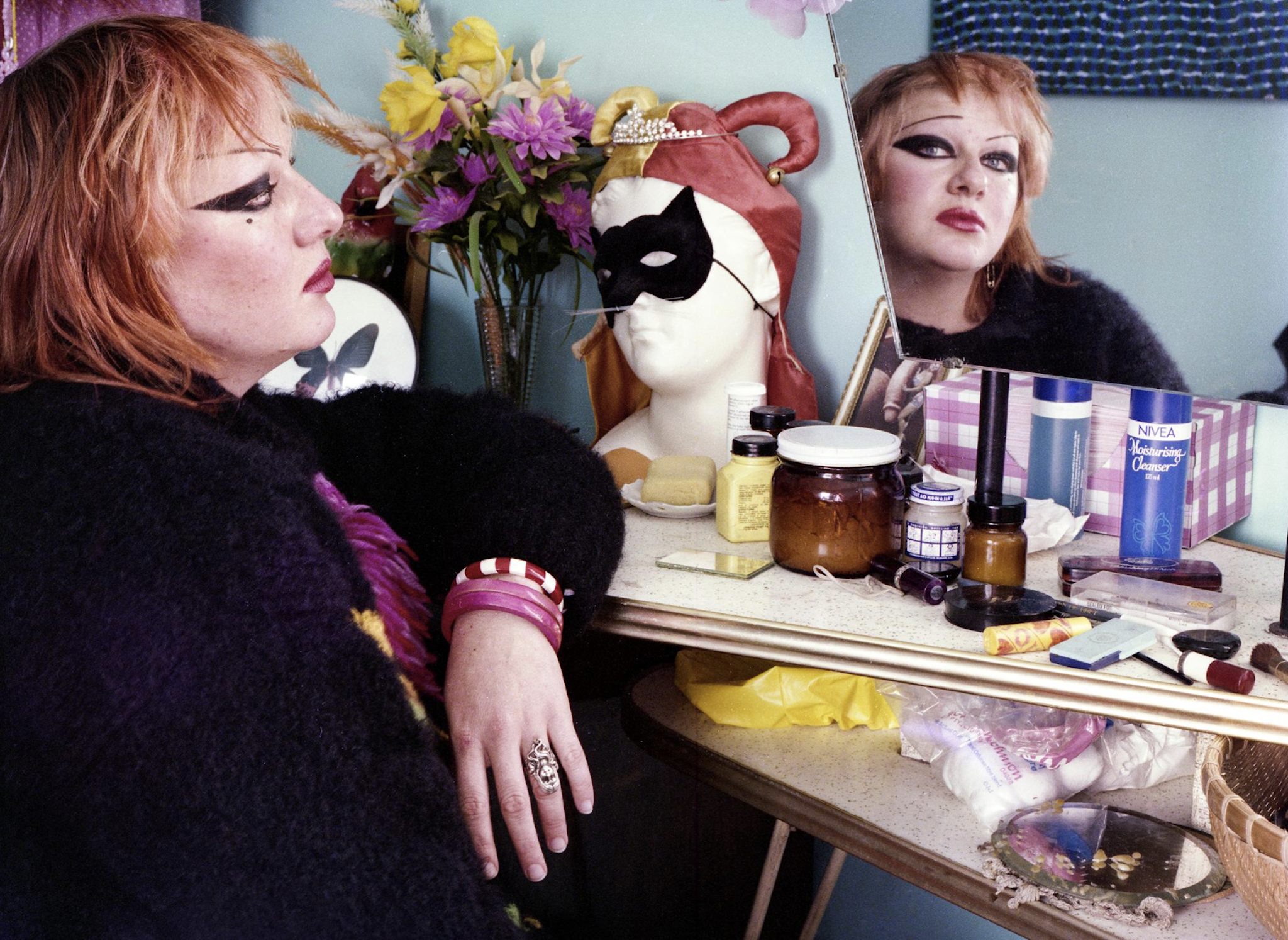 <p>Stella Sallman, <em>Sue at the mirror</em>, 1977, chromogenic print, 15.5 x 21.0 cm. Courtesy of Museum of Australian Photography (MAPh). Museum of Australian Photography, City of Monash Collection, acquired 2025.</p>