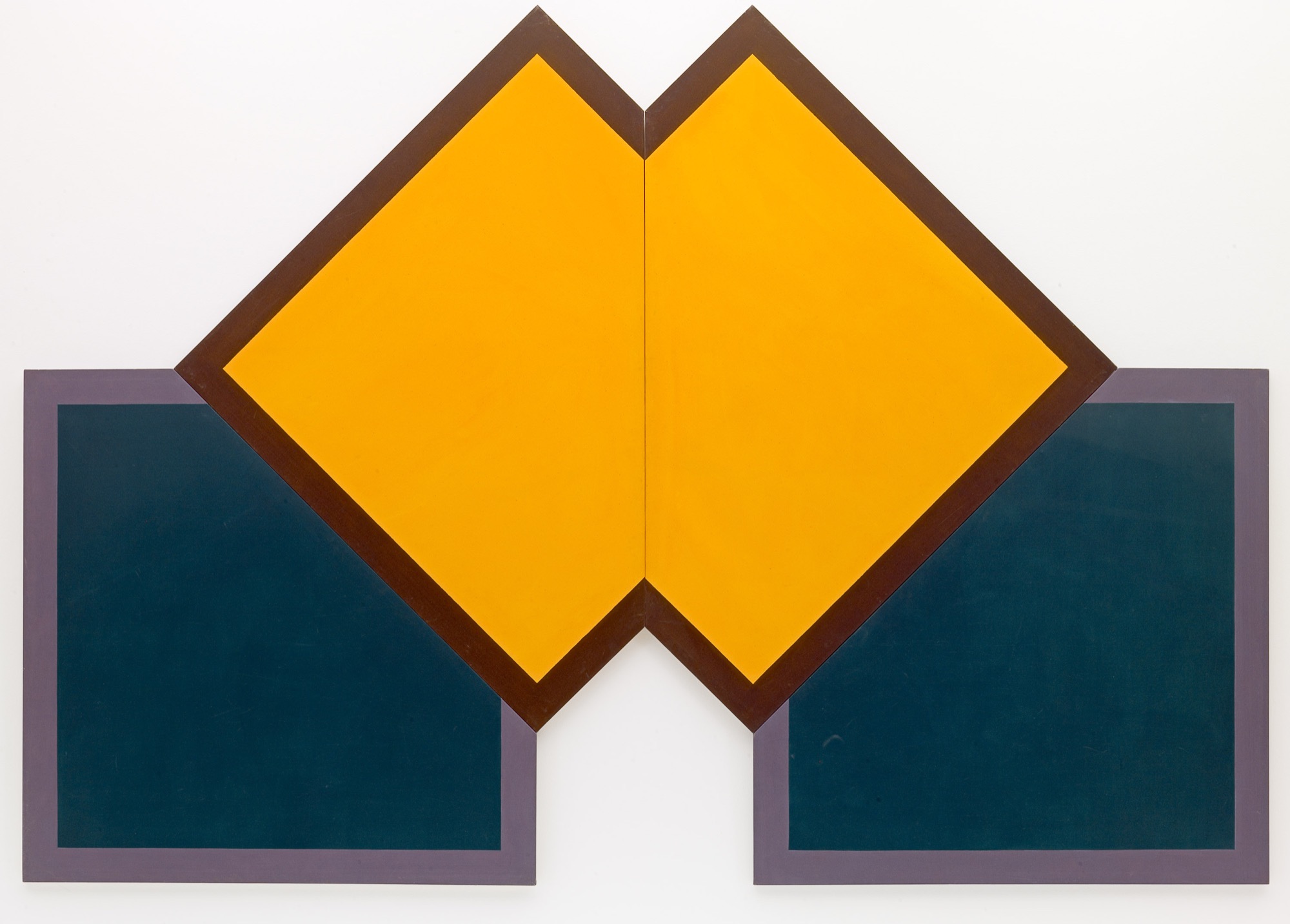 Tony McGillick, <em>Arbitrator</em>, 1968, synthetic polymer paint on canvas. 287.0 x 406.0 cm irreg. (overall). Queensland Art Gallery, Brisbane. Purchased 2007 with funds from the Estate of Vincent Stack through the Queensland Art Gallery Foundation.