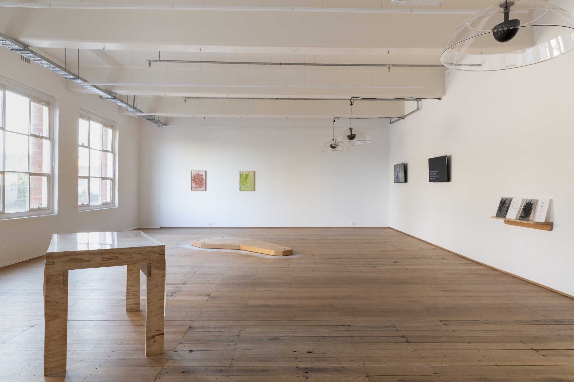 Fayen d’Evie, <em>We get in touch with things at the point they break down // Even in the absence of spectators and audiences, dust circulates</em>, 2021). Install shot. Courtesy of West Space Gallery. Photo: Janelle Low